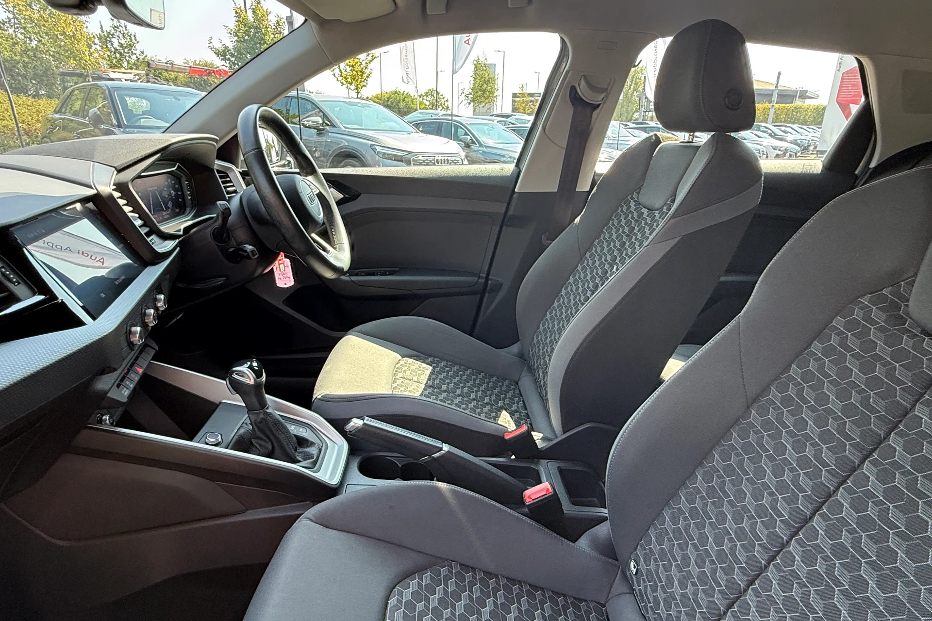 Audi A1 thumbnail image number 35