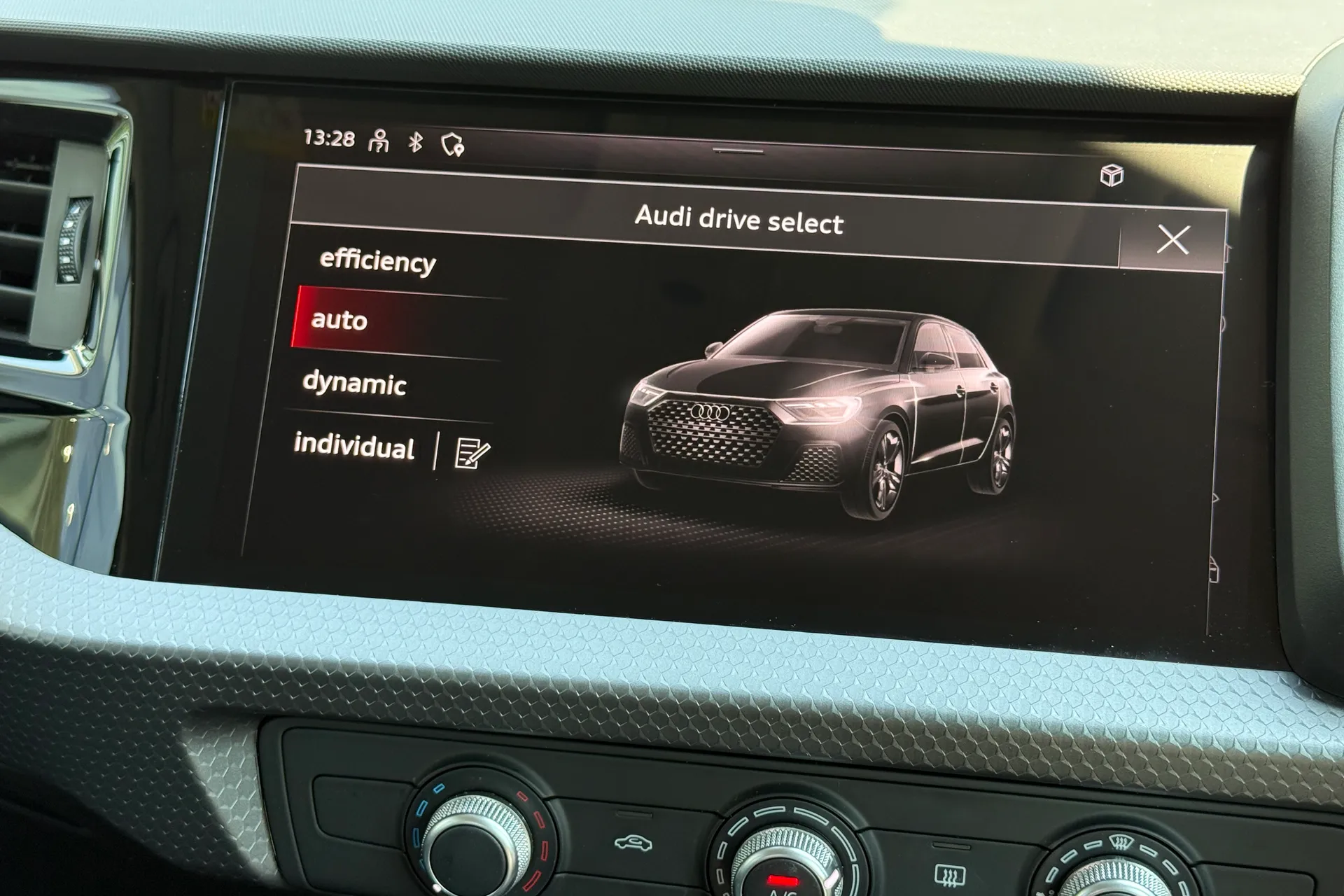 Audi A1 thumbnail image number 10
