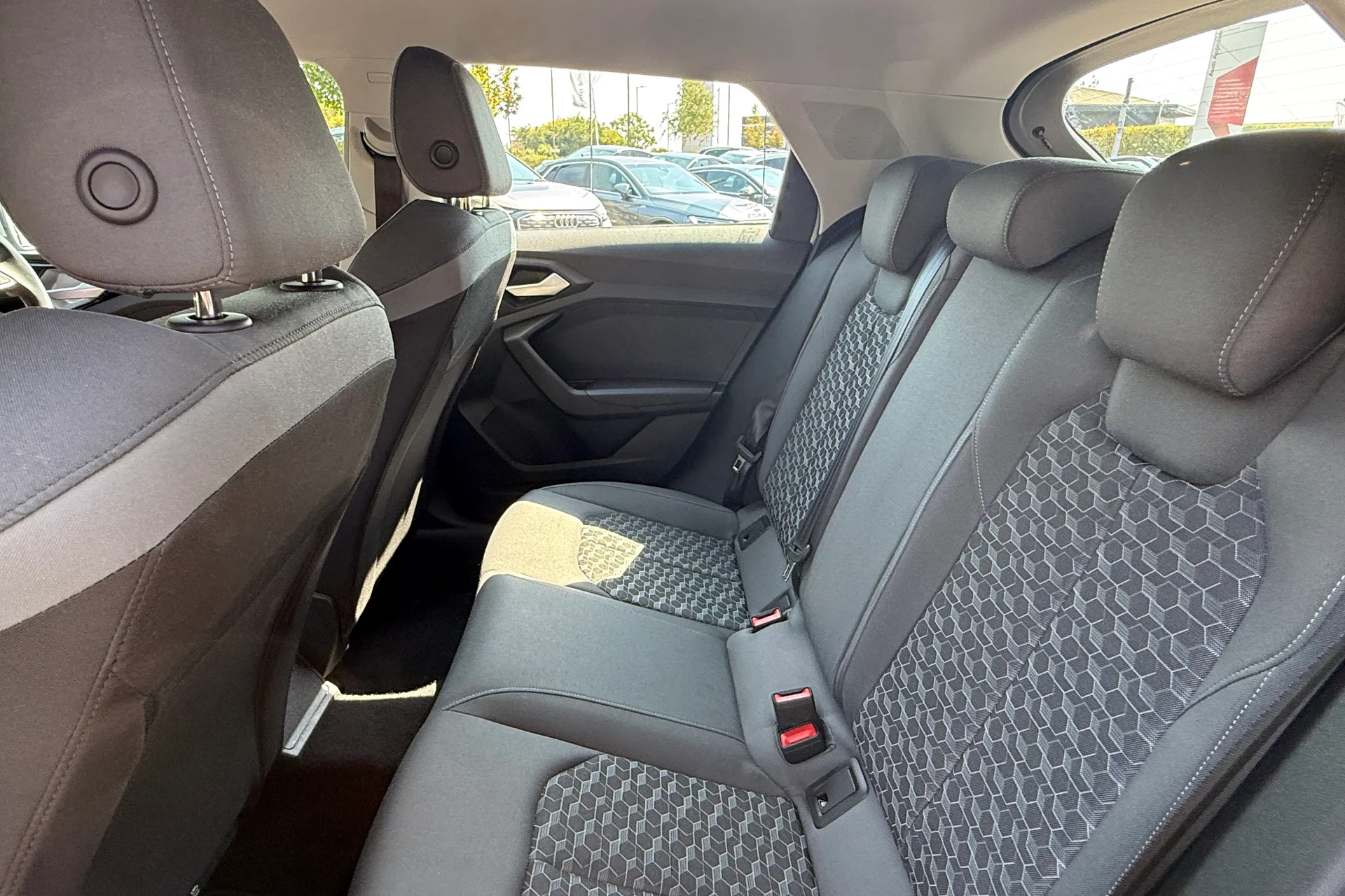 Audi A1 thumbnail image number 38