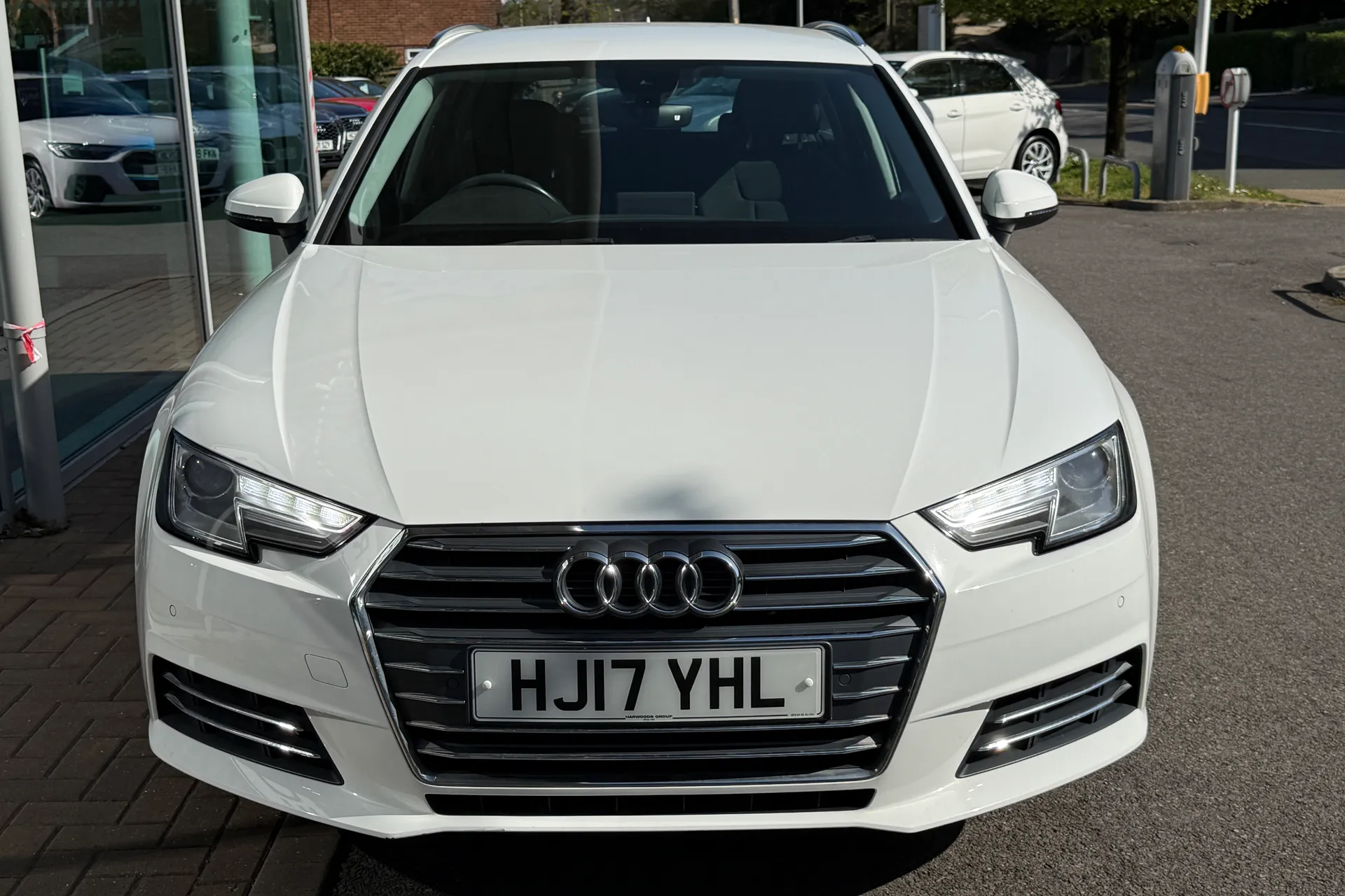 Audi A4 thumbnail image number 58