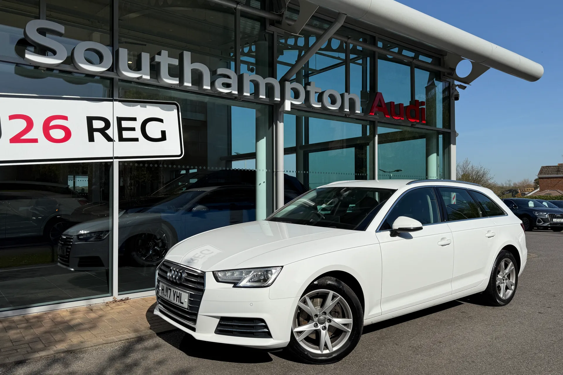Audi A4 thumbnail image number 60