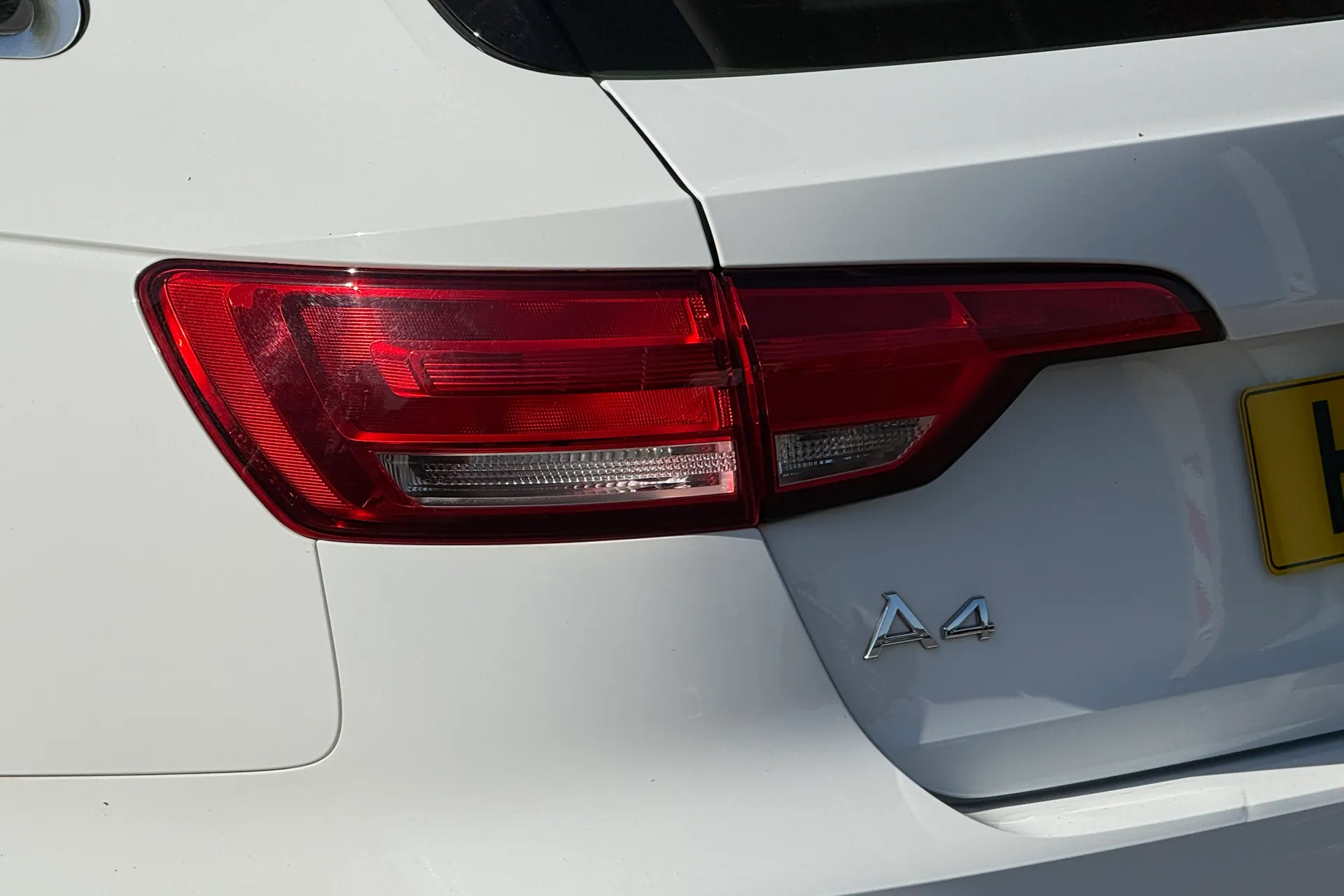Audi A4 thumbnail image number 49