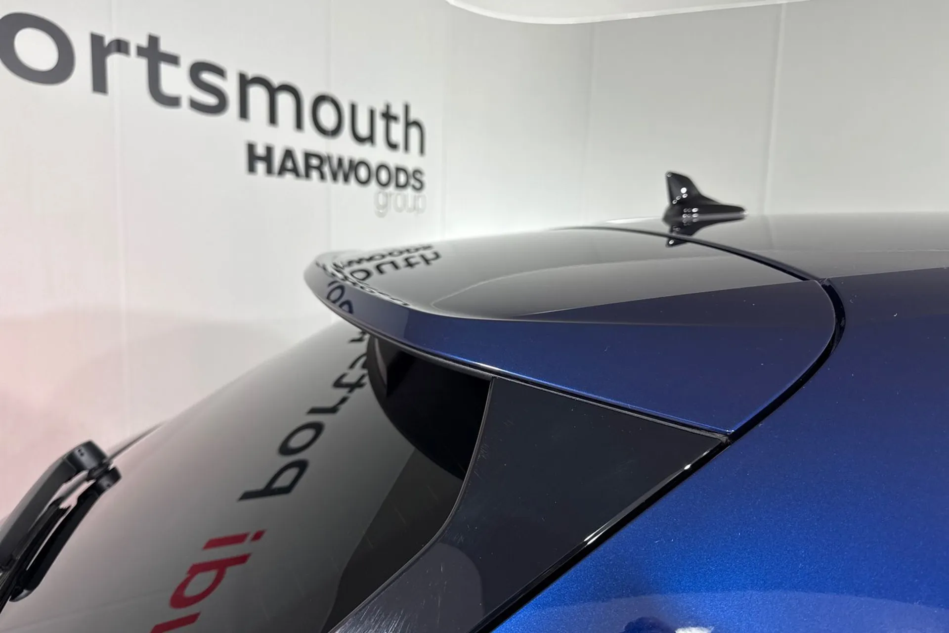 Audi Q3 thumbnail image number 16