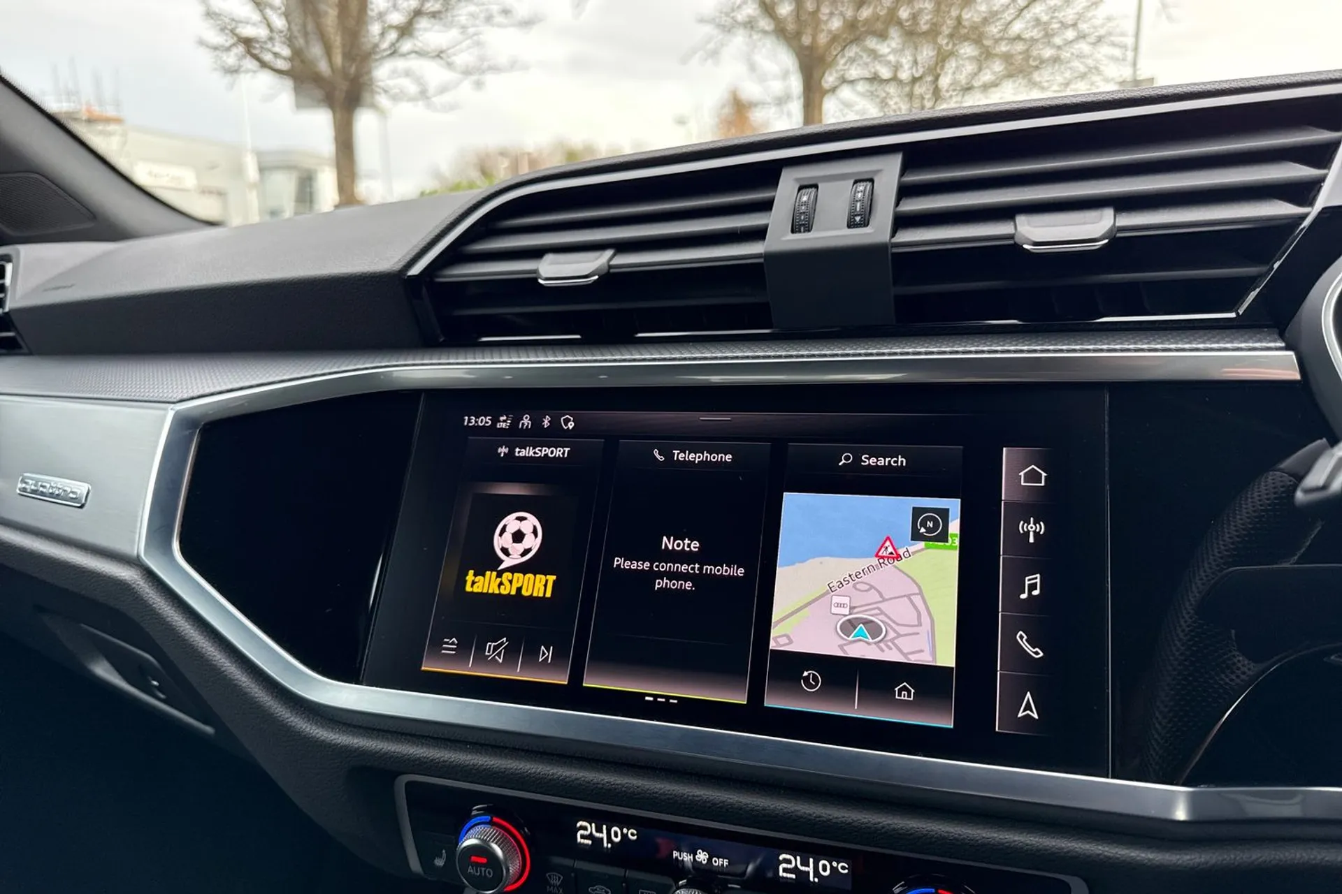 Audi Q3 thumbnail image number 36