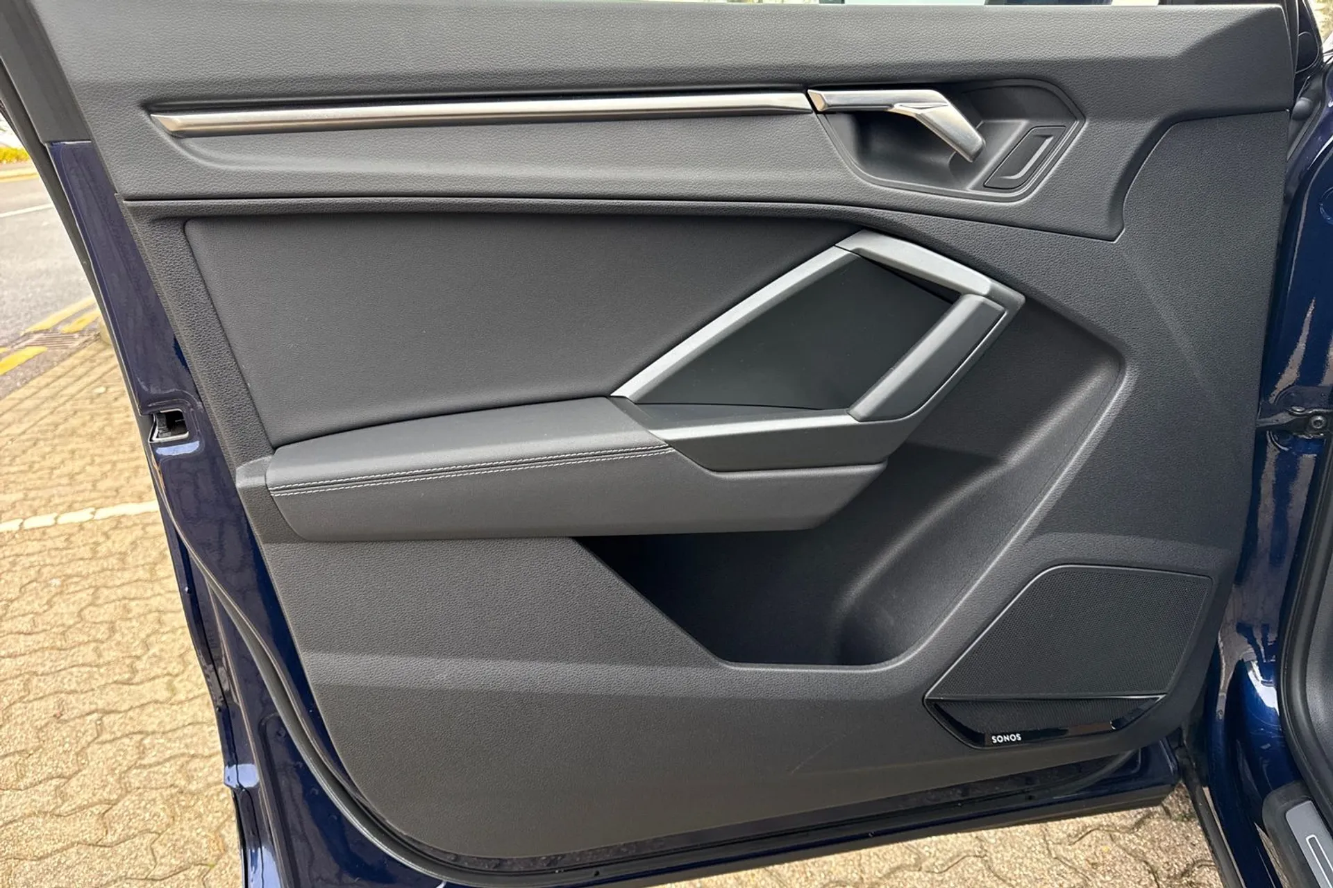 Audi Q3 thumbnail image number 54