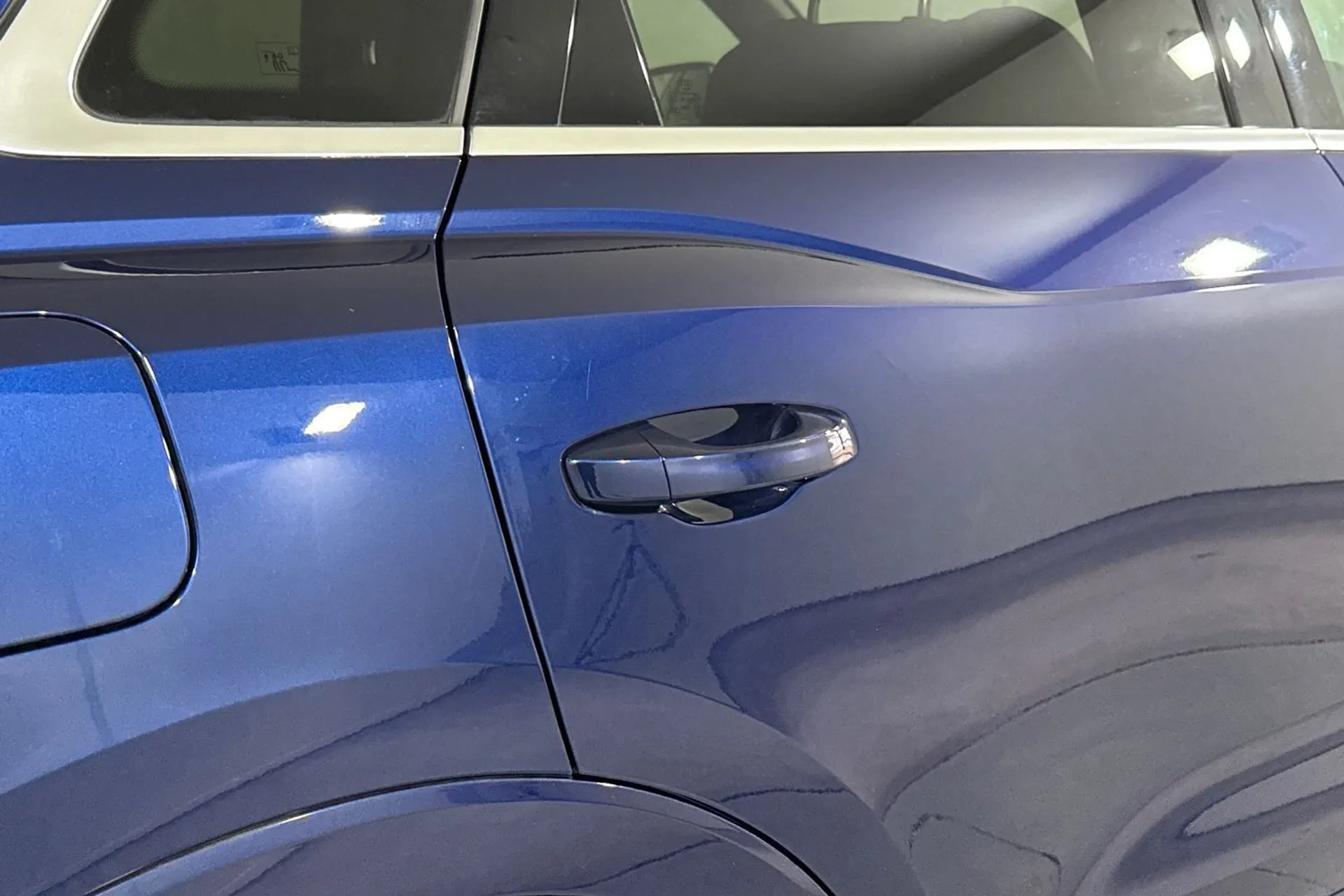 Audi Q3 thumbnail image number 17