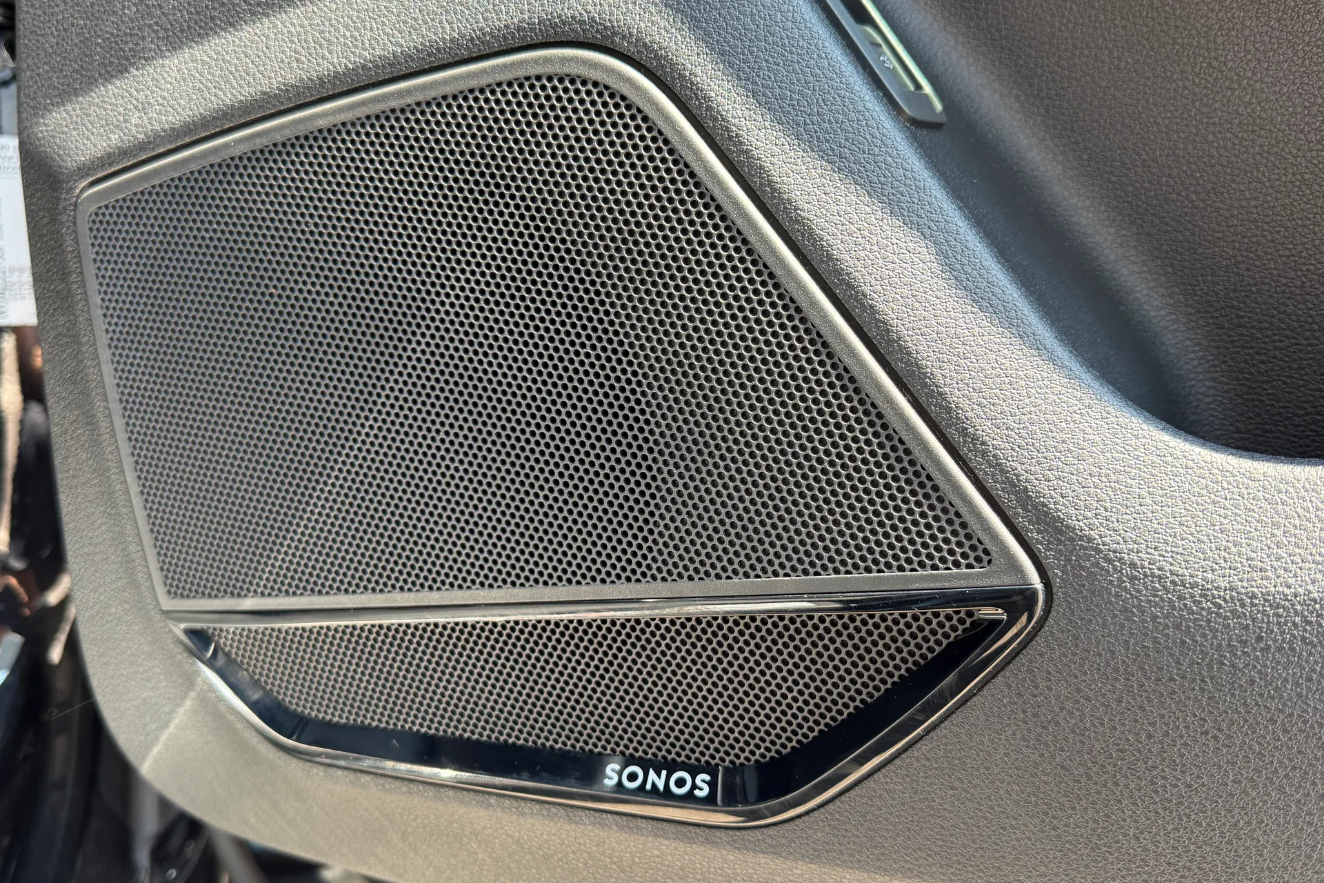 Audi RS Q3 thumbnail image number 48