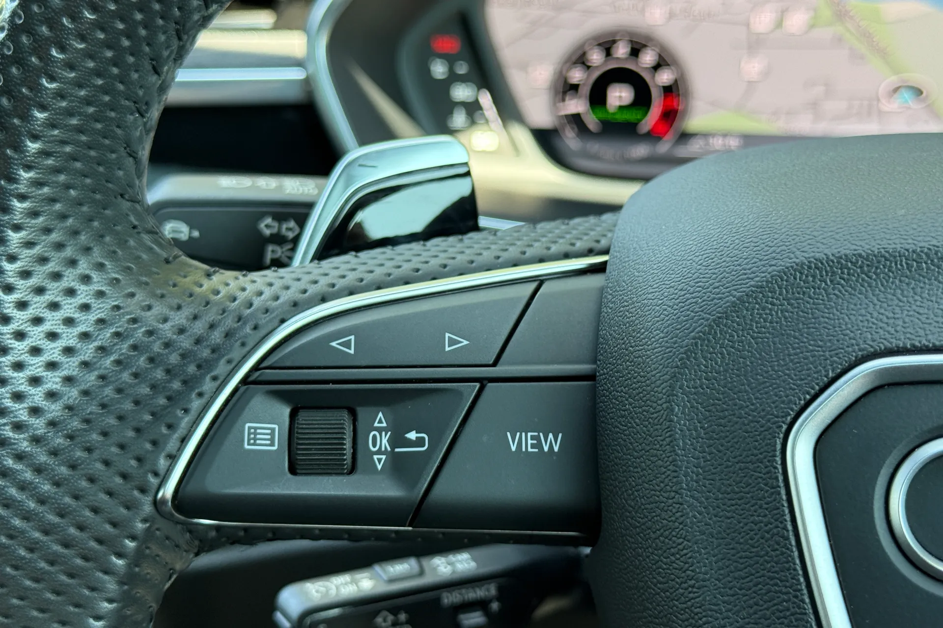 Audi RS Q3 thumbnail image number 63