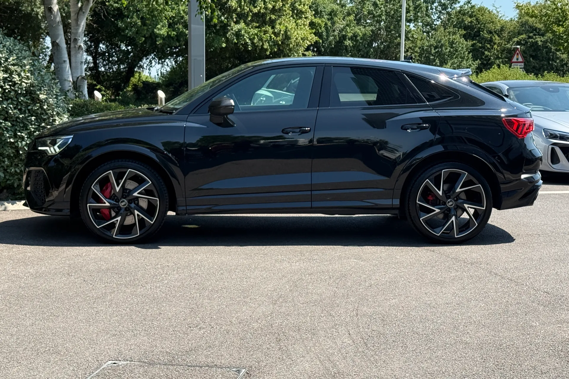 Audi RS Q3 thumbnail image number 22
