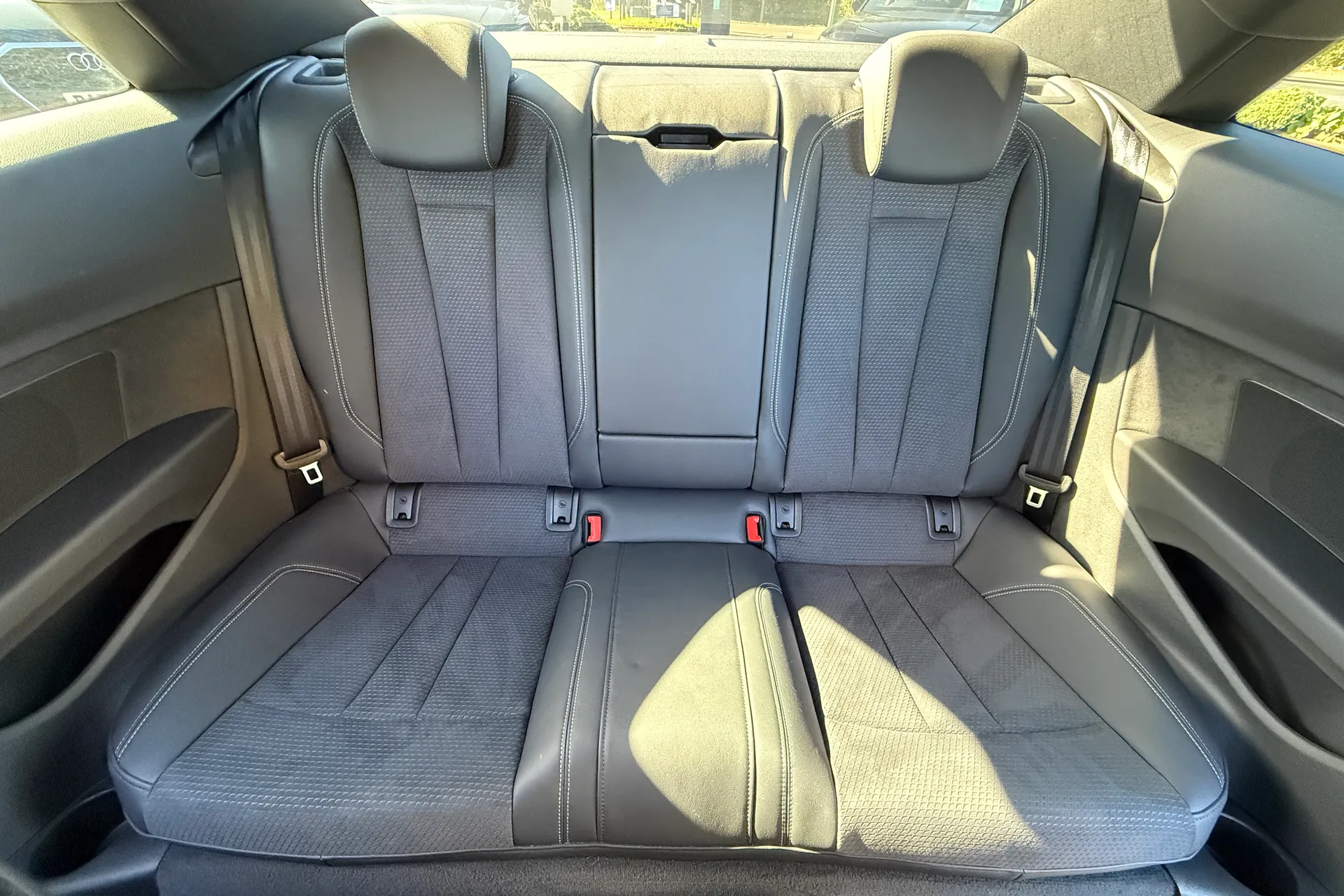 Audi A5 thumbnail image number 35