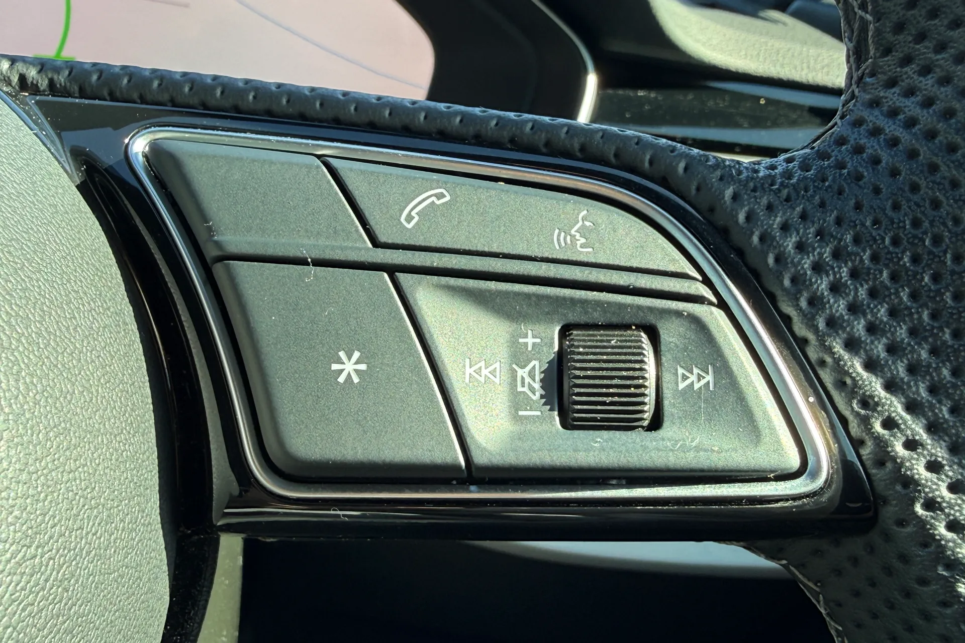 Audi A5 thumbnail image number 19