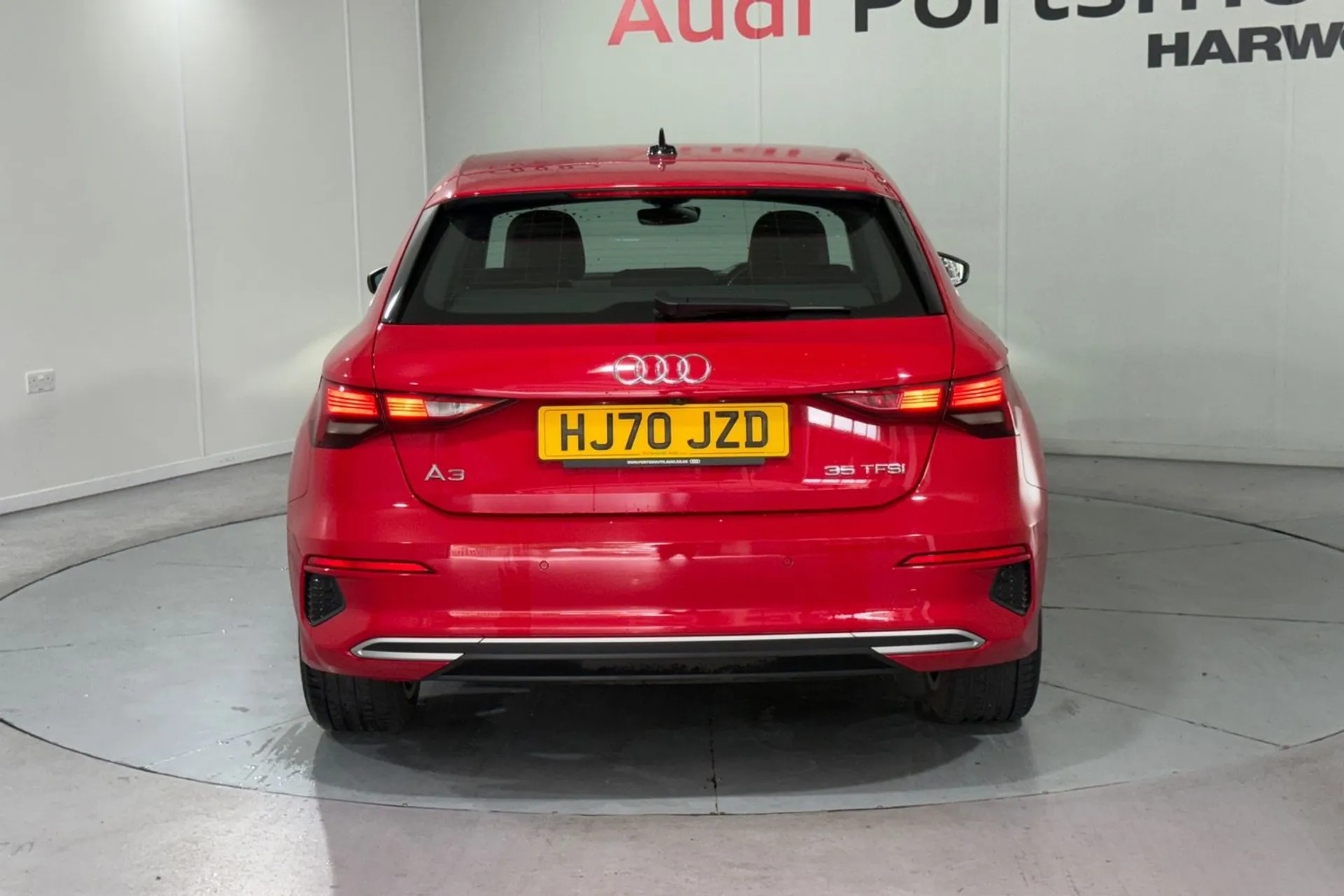Audi A3 thumbnail image number 8