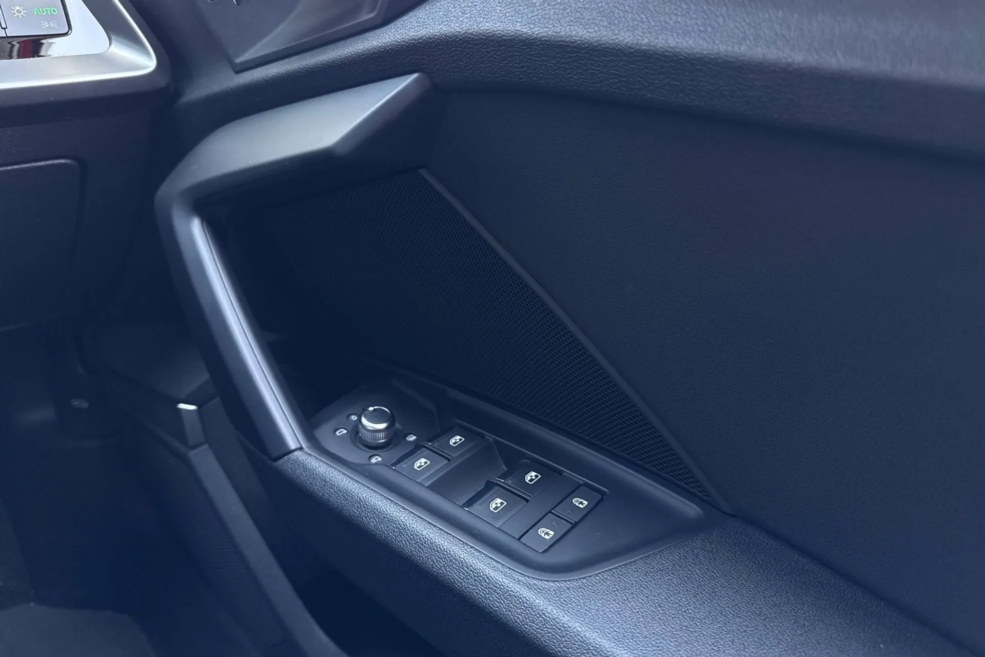 Audi A3 thumbnail image number 41