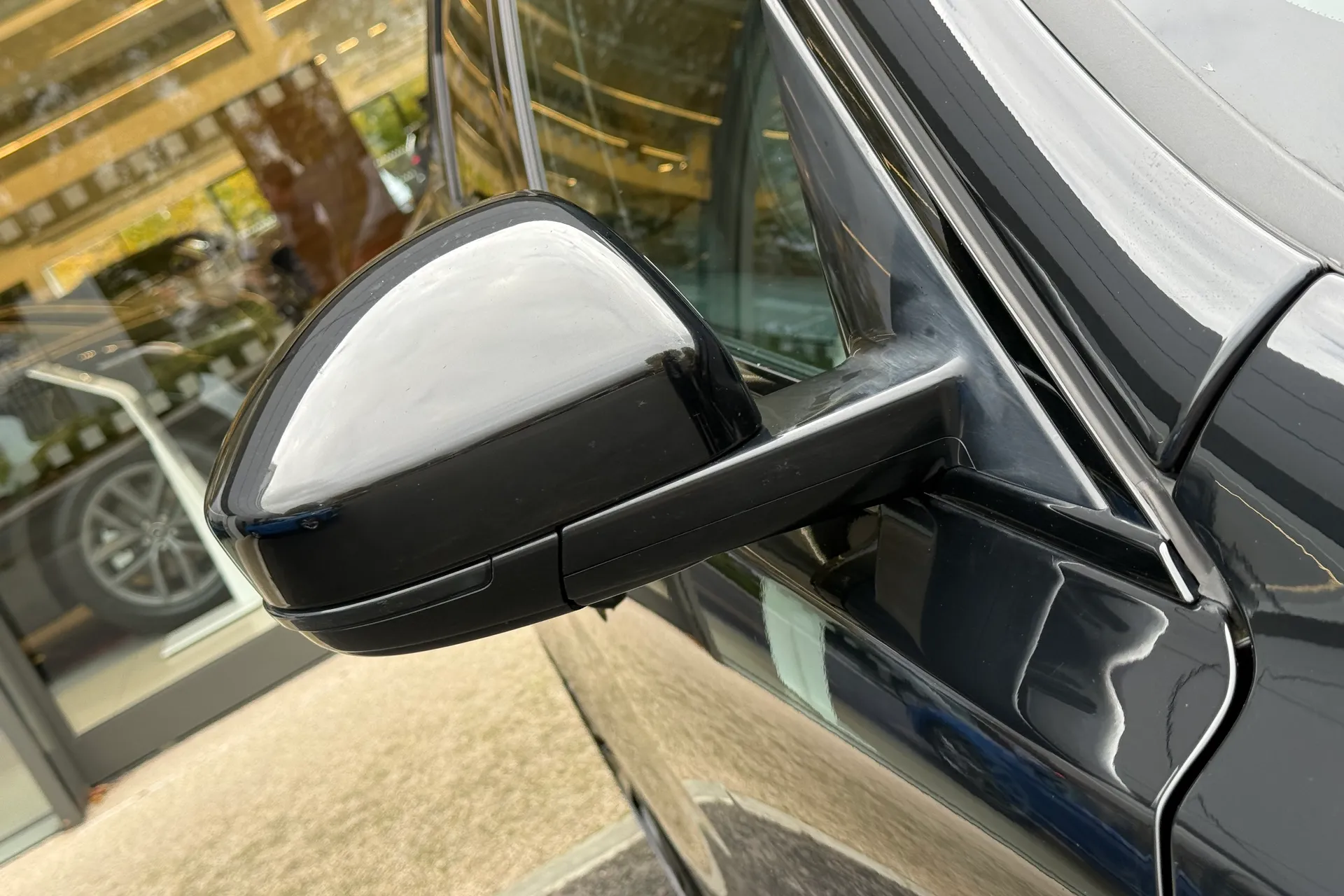 Jaguar F-PACE thumbnail image number 47