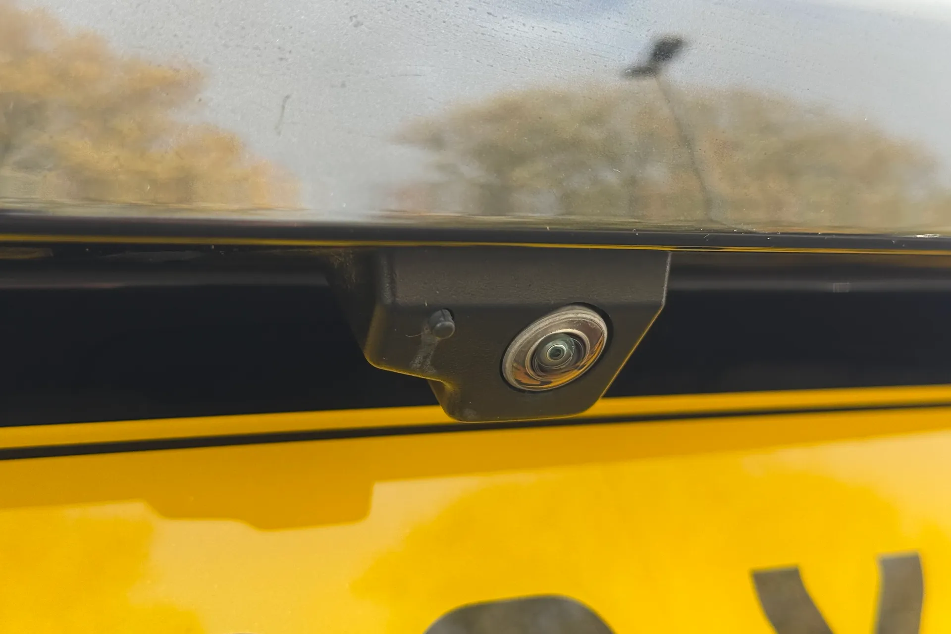 Jaguar F-PACE thumbnail image number 41