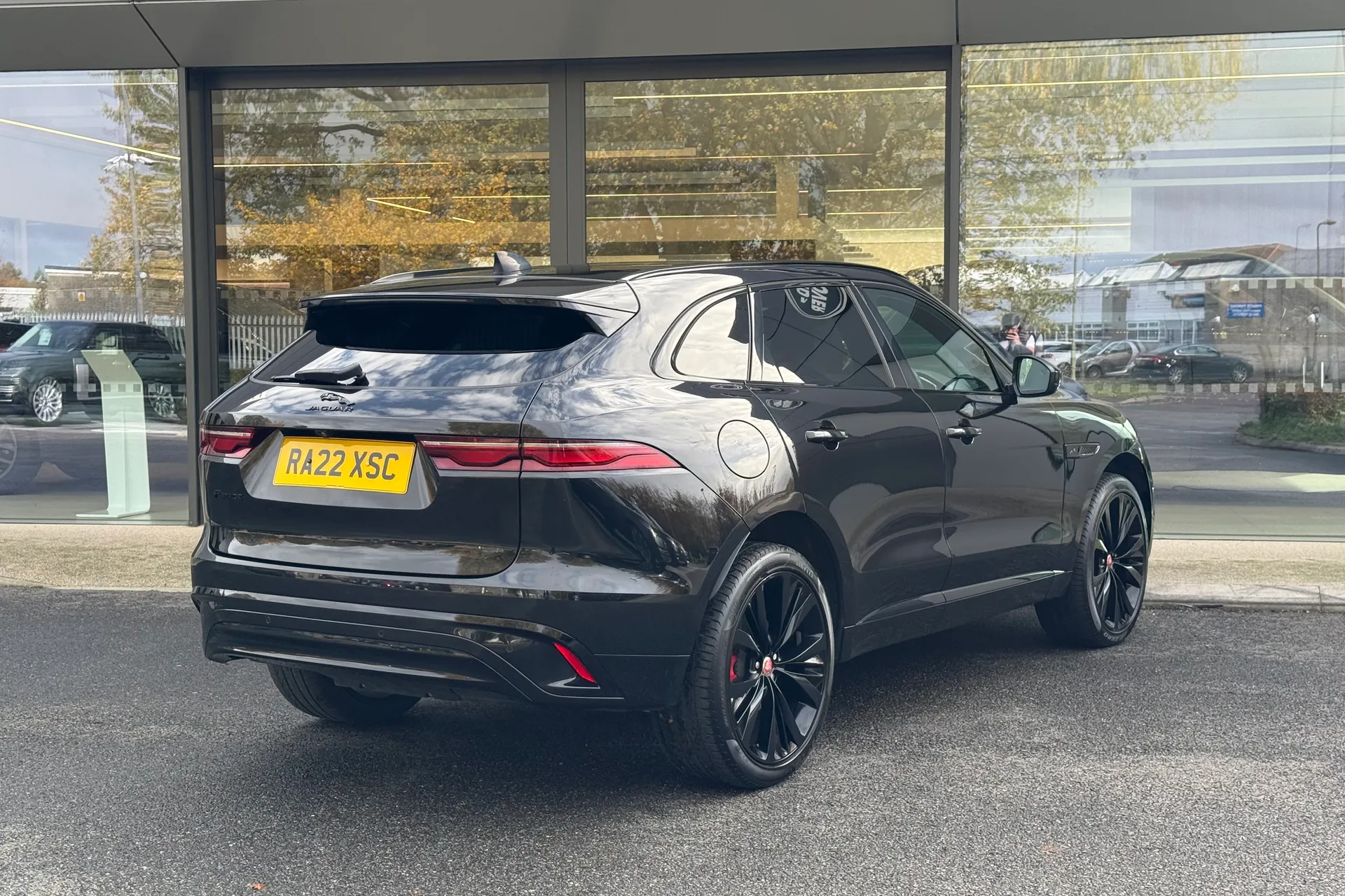 Jaguar F-PACE thumbnail image number 7