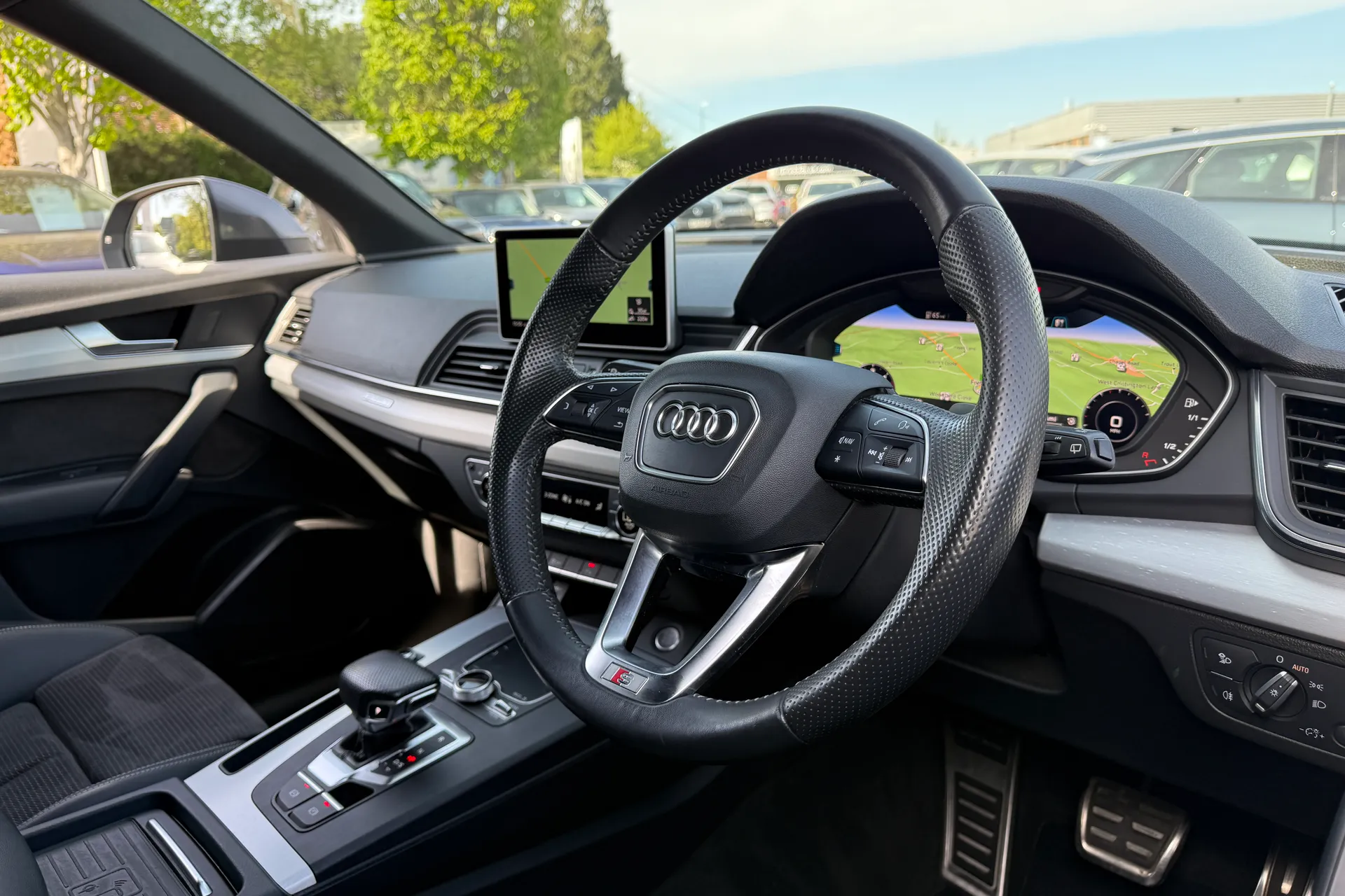 Audi Q5 thumbnail image number 27