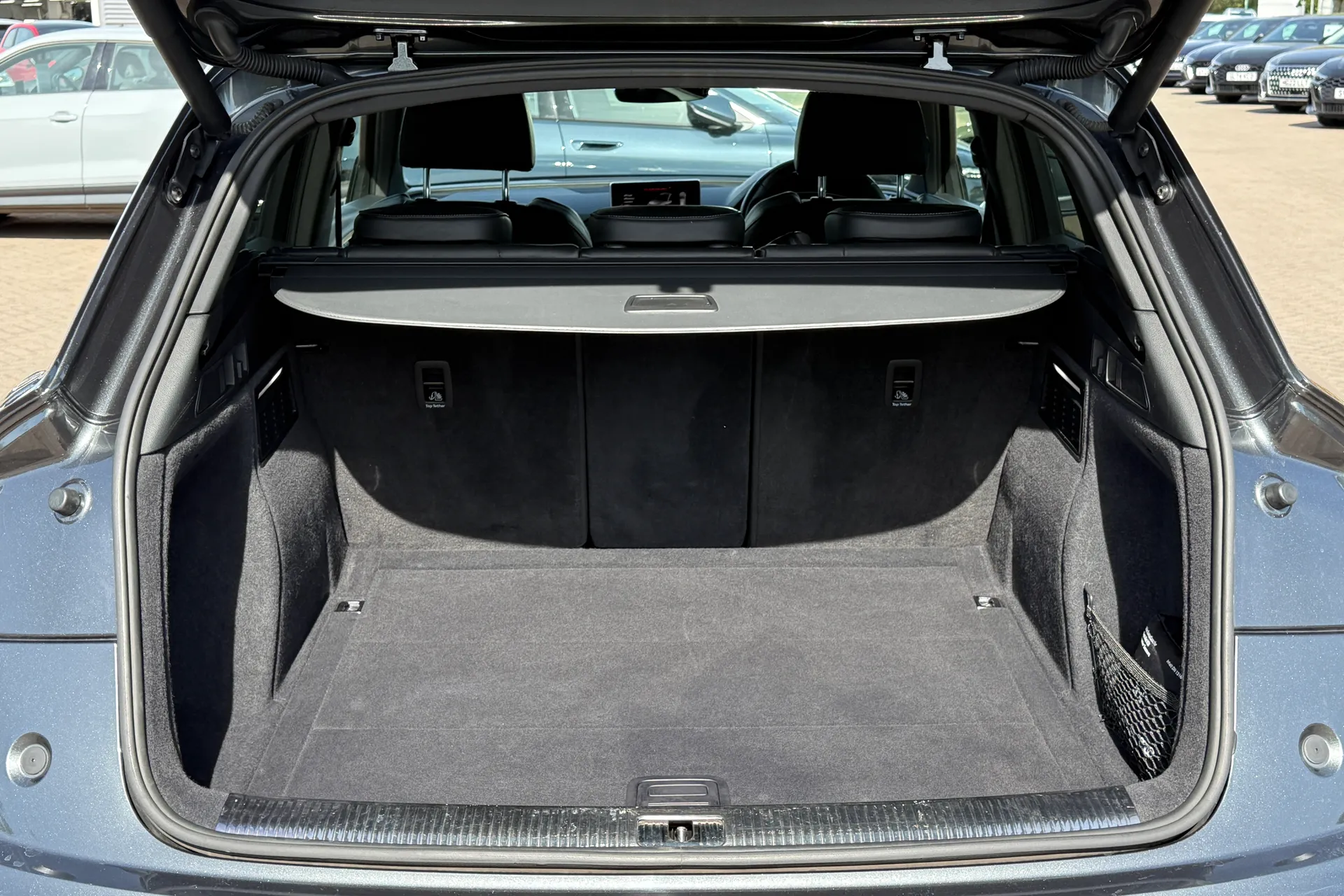 Audi Q5 thumbnail image number 34