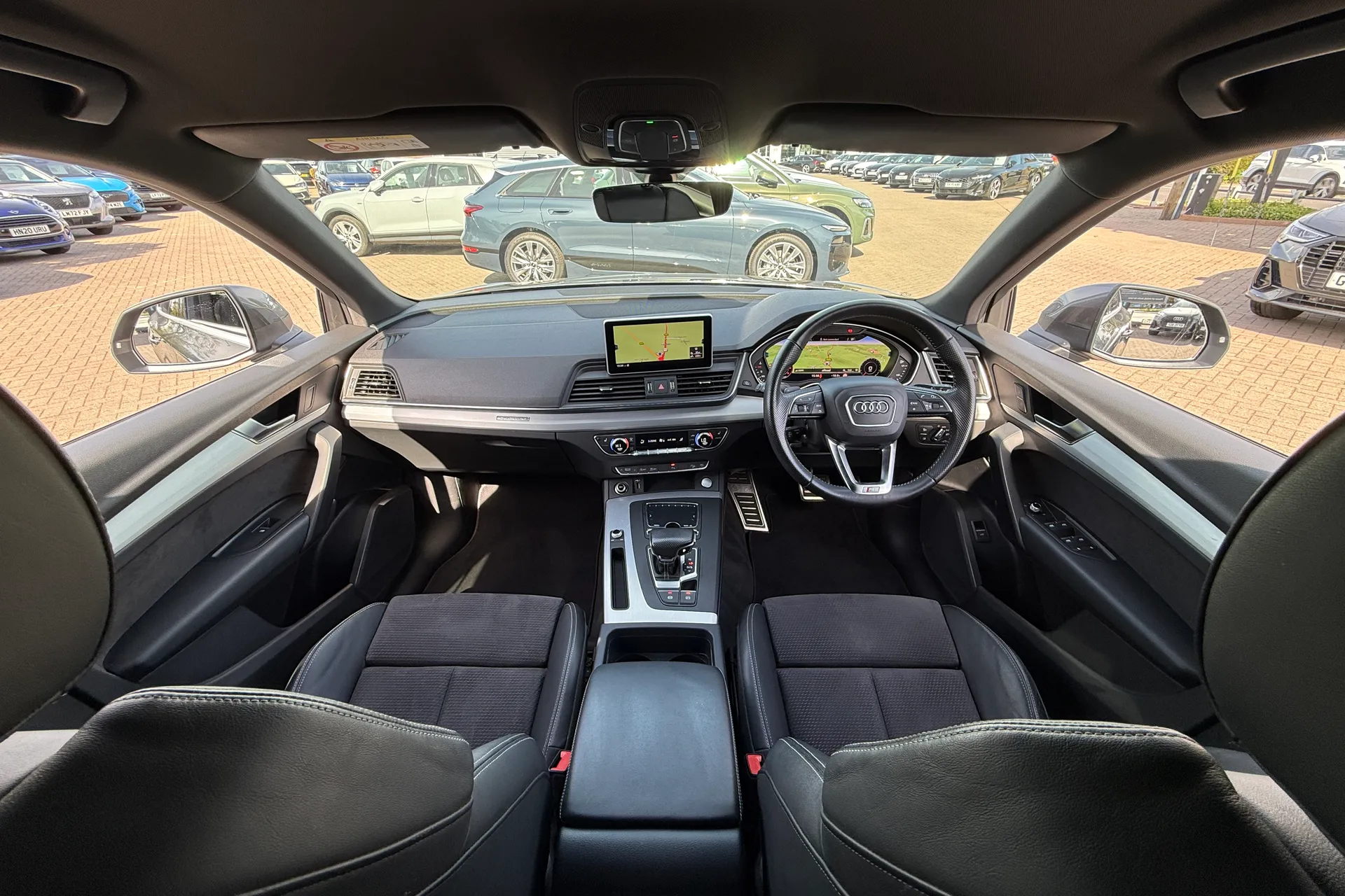 Audi Q5 thumbnail image number 3