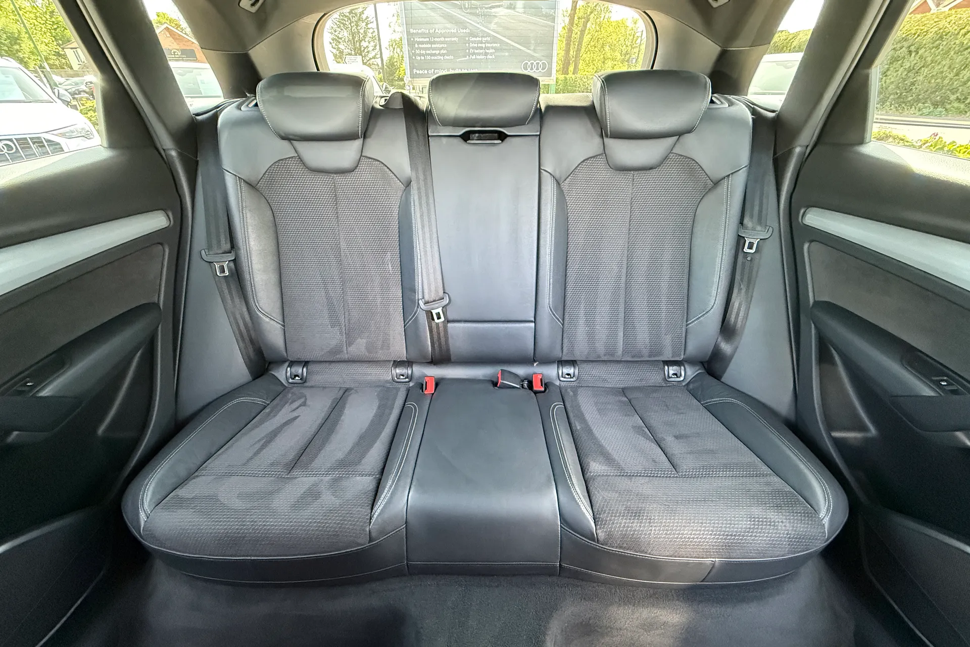 Audi Q5 thumbnail image number 37