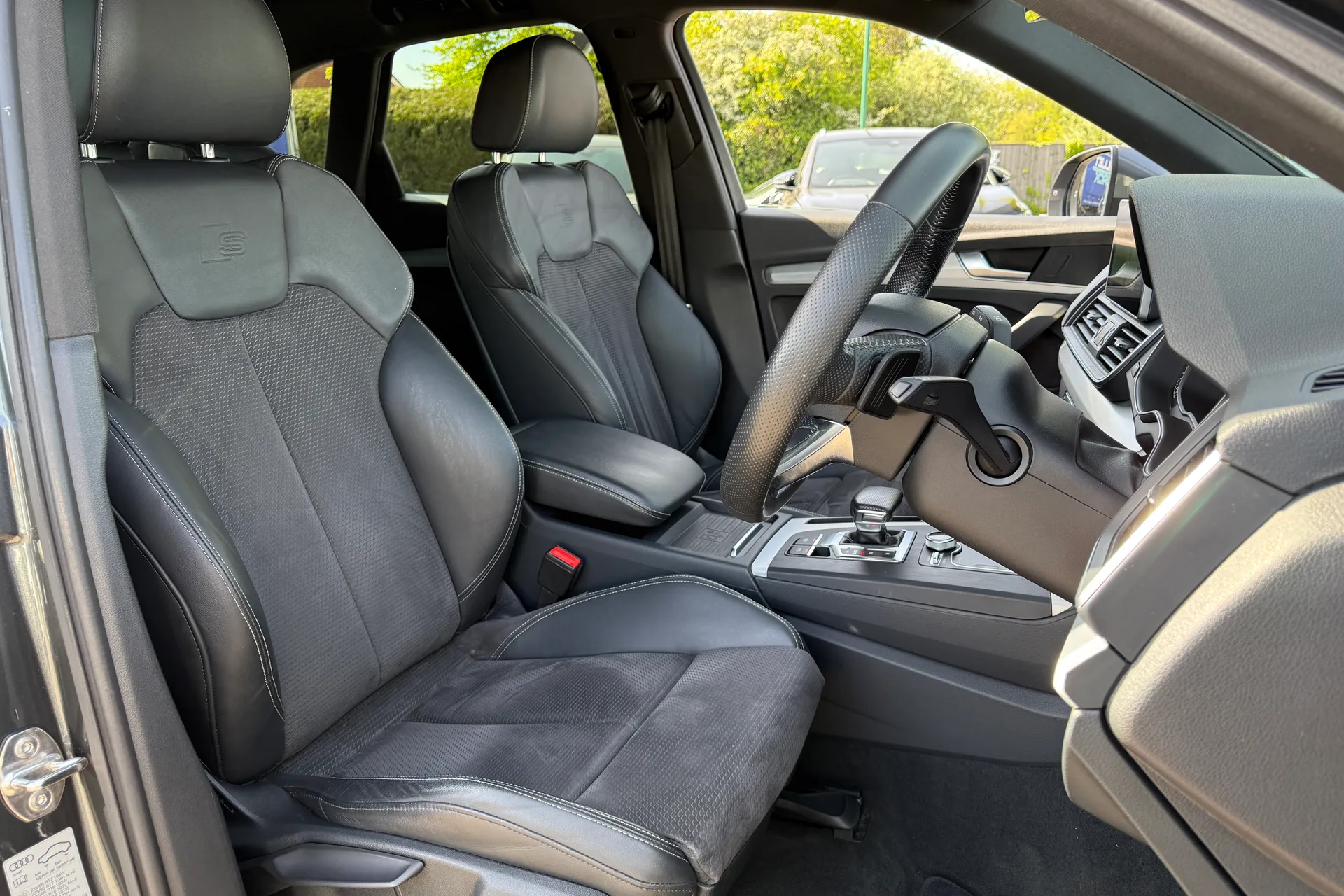 Audi Q5 thumbnail image number 26