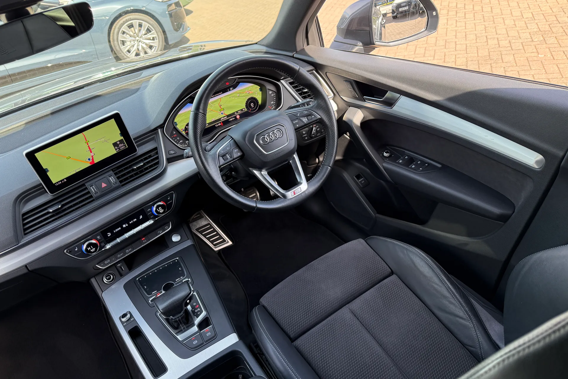 Audi Q5 thumbnail image number 41