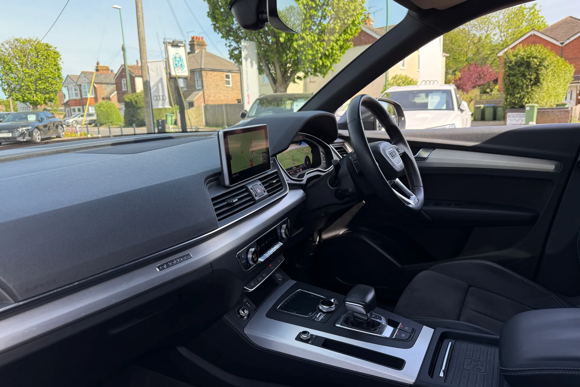 Audi Q5 thumbnail image number 28