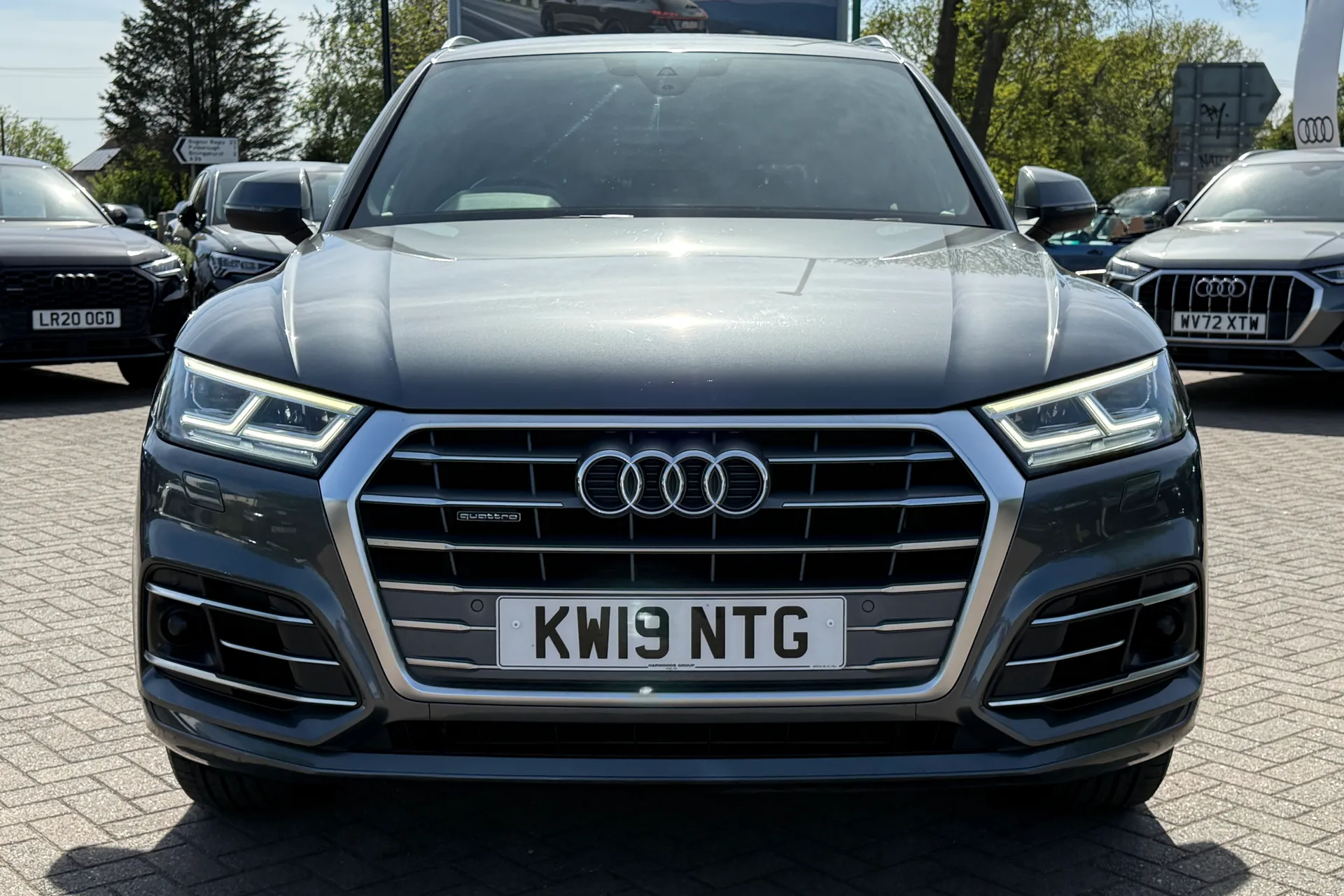 Audi Q5 thumbnail image number 24