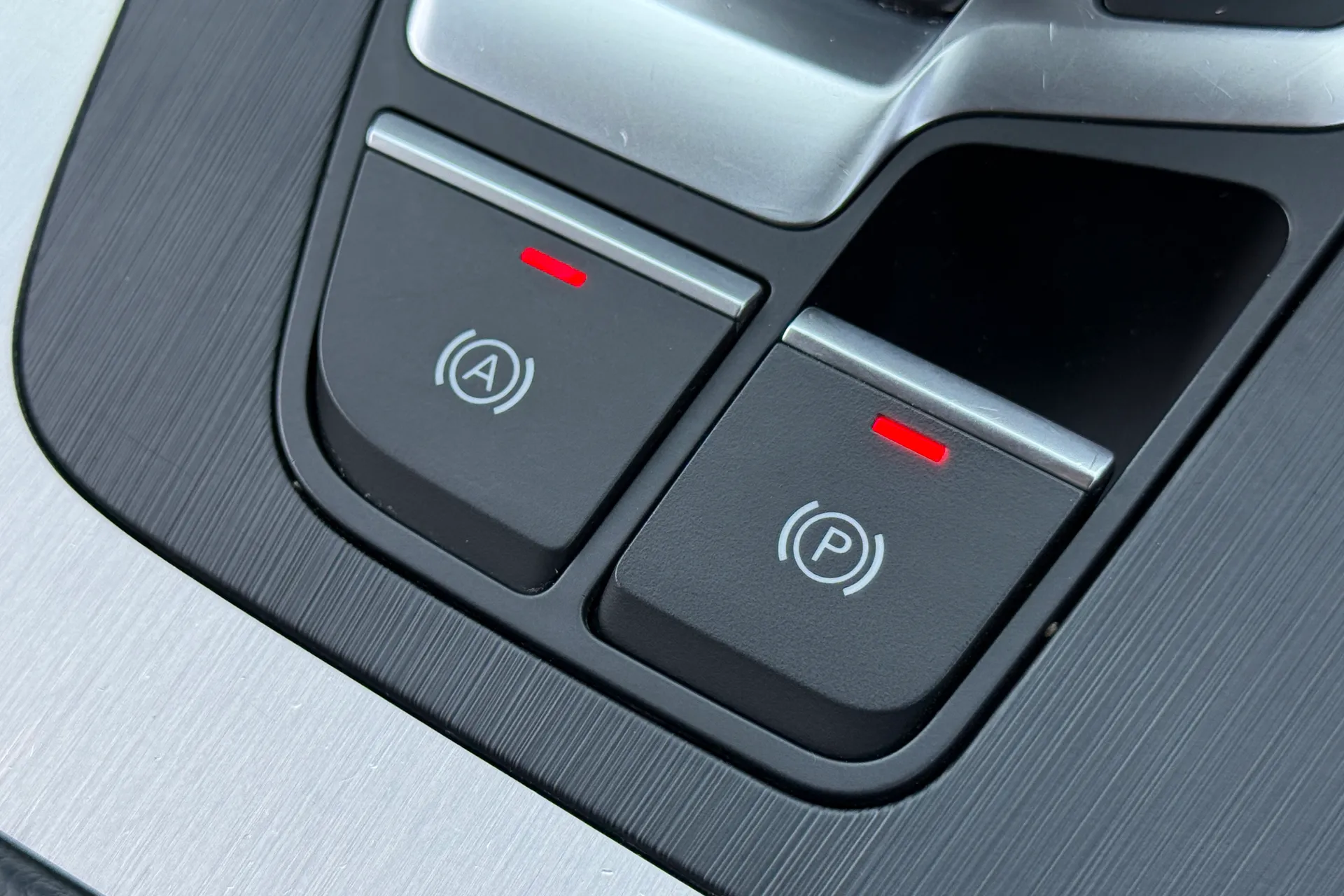 Audi Q5 thumbnail image number 40