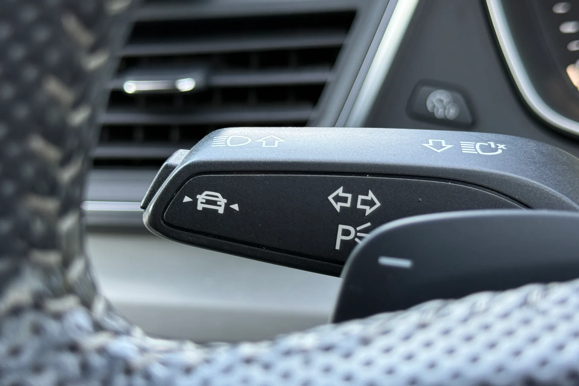 Audi Q5 thumbnail image number 17