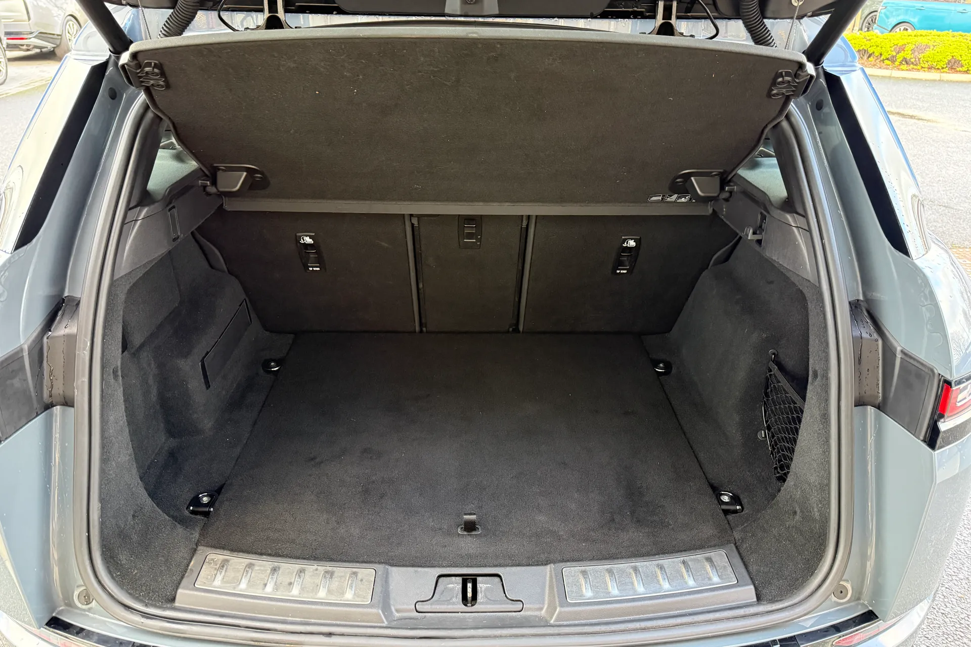 LAND ROVER RANGE ROVER EVOQUE thumbnail image number 38