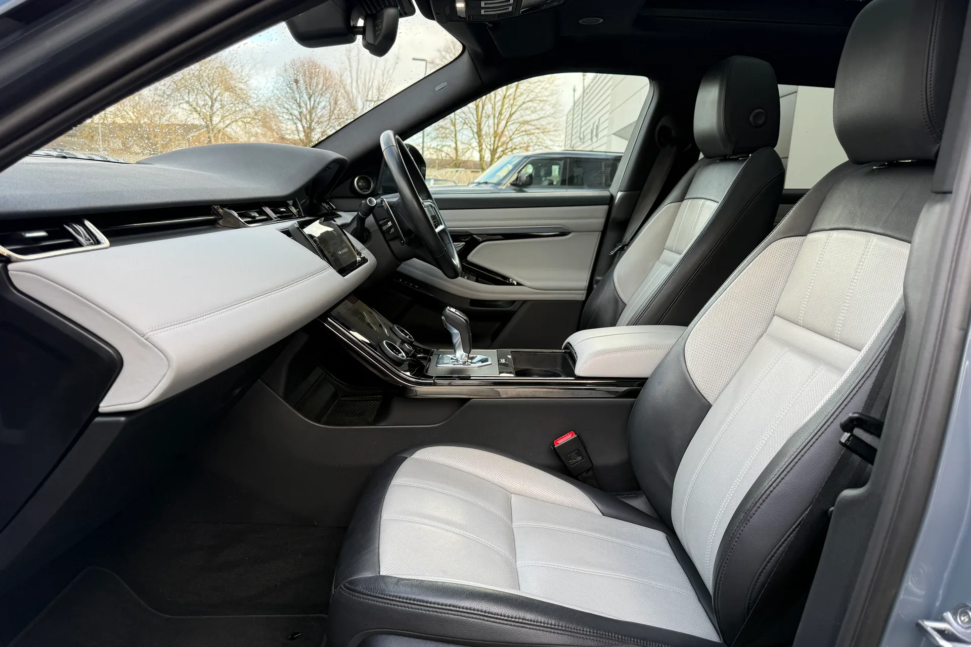 LAND ROVER RANGE ROVER EVOQUE thumbnail image number 10