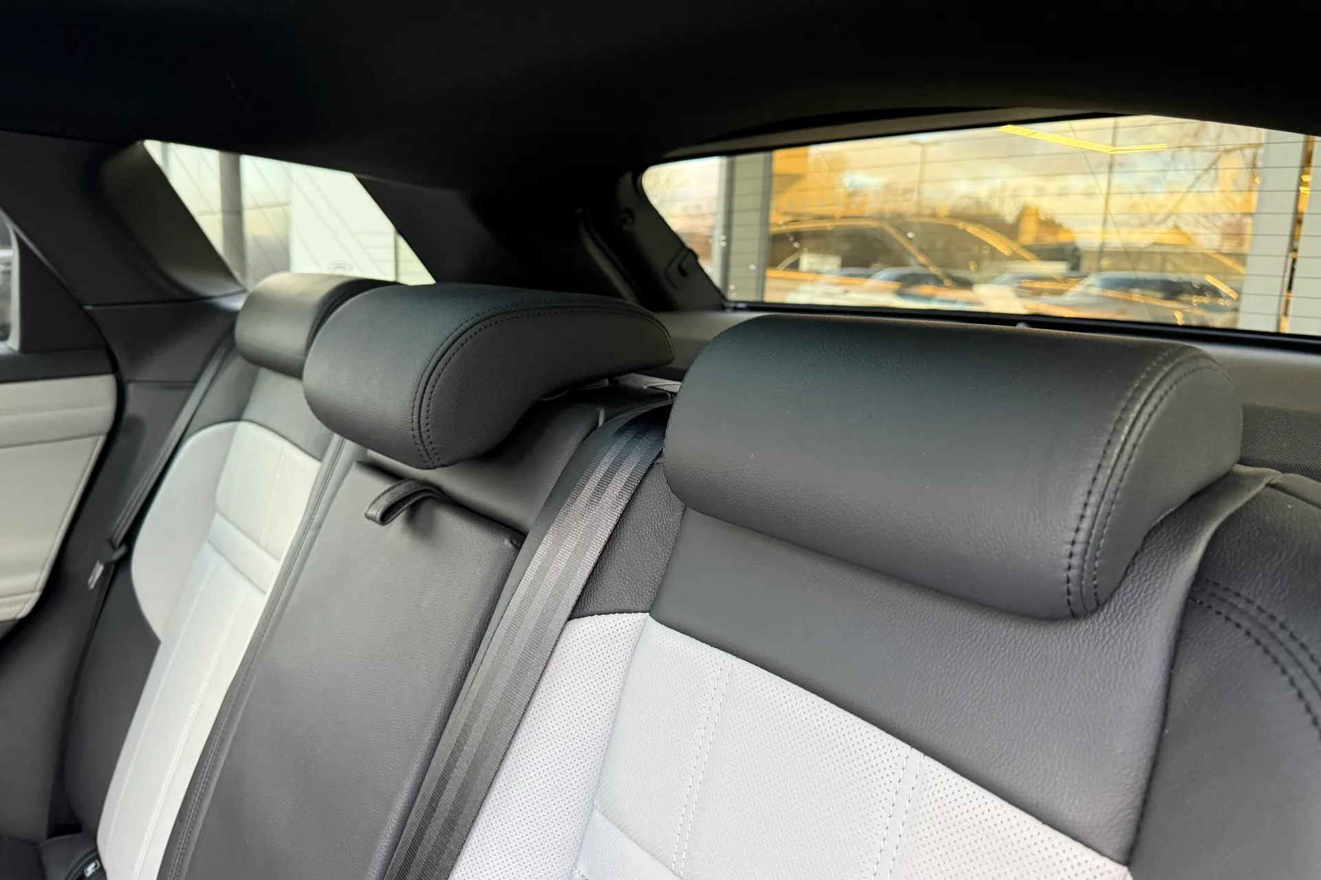 LAND ROVER RANGE ROVER EVOQUE thumbnail image number 42