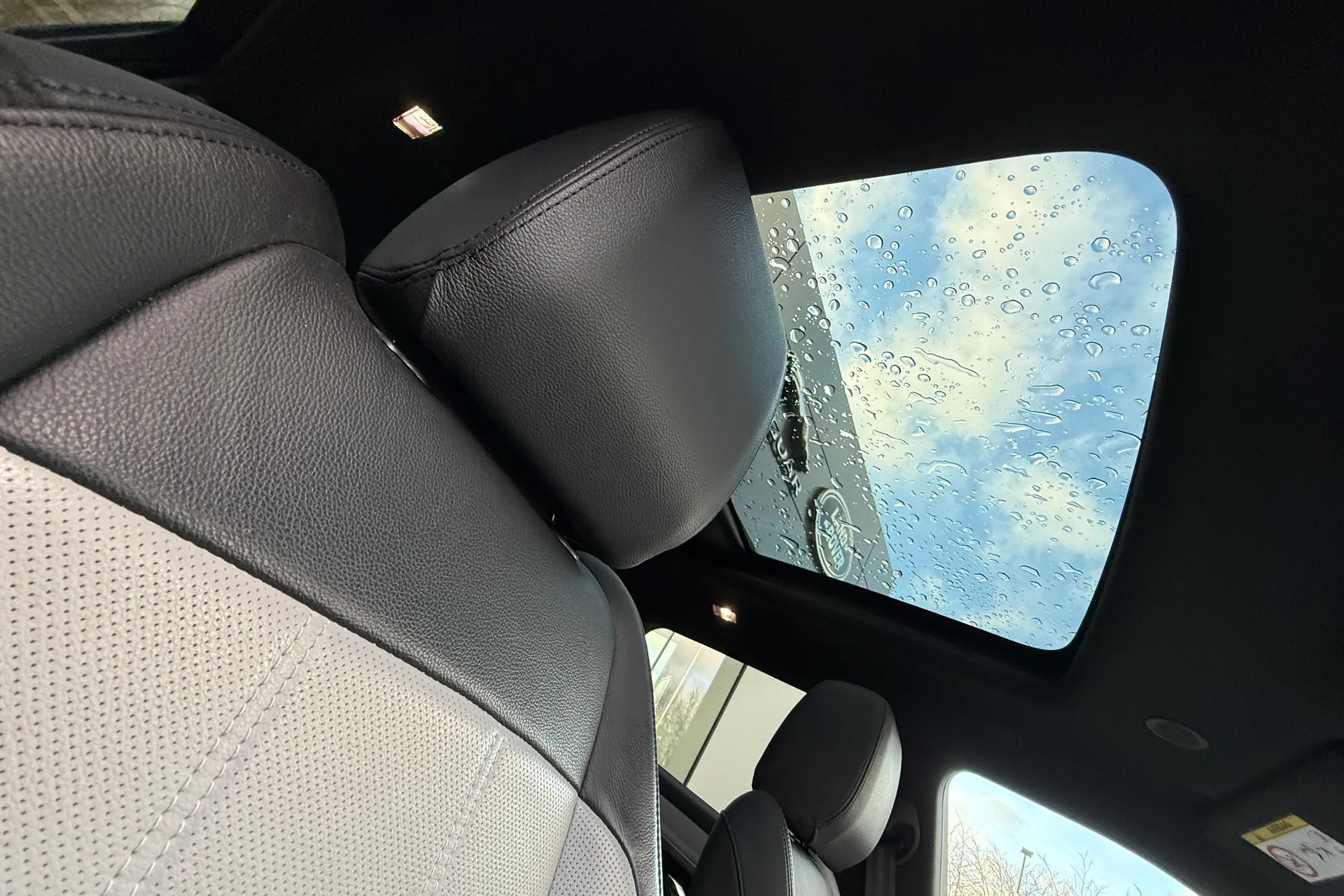 LAND ROVER RANGE ROVER EVOQUE thumbnail image number 30