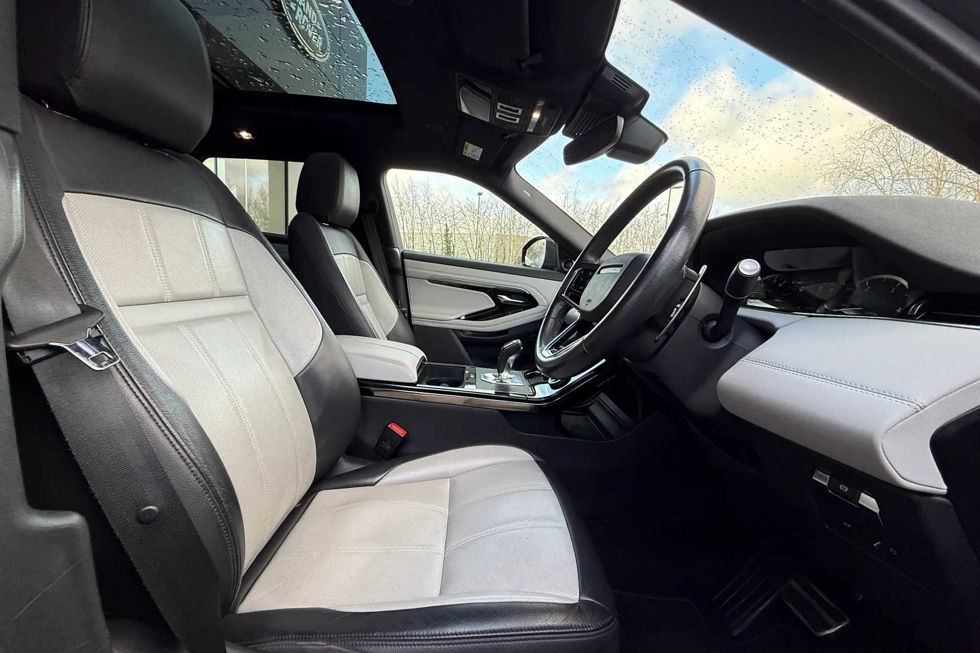 LAND ROVER RANGE ROVER EVOQUE thumbnail image number 9