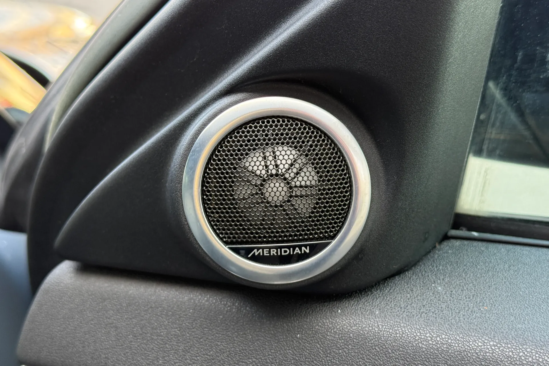 LAND ROVER RANGE ROVER EVOQUE thumbnail image number 20