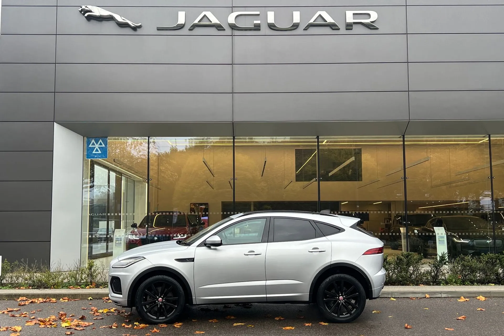 Jaguar E-PACE thumbnail image number 8