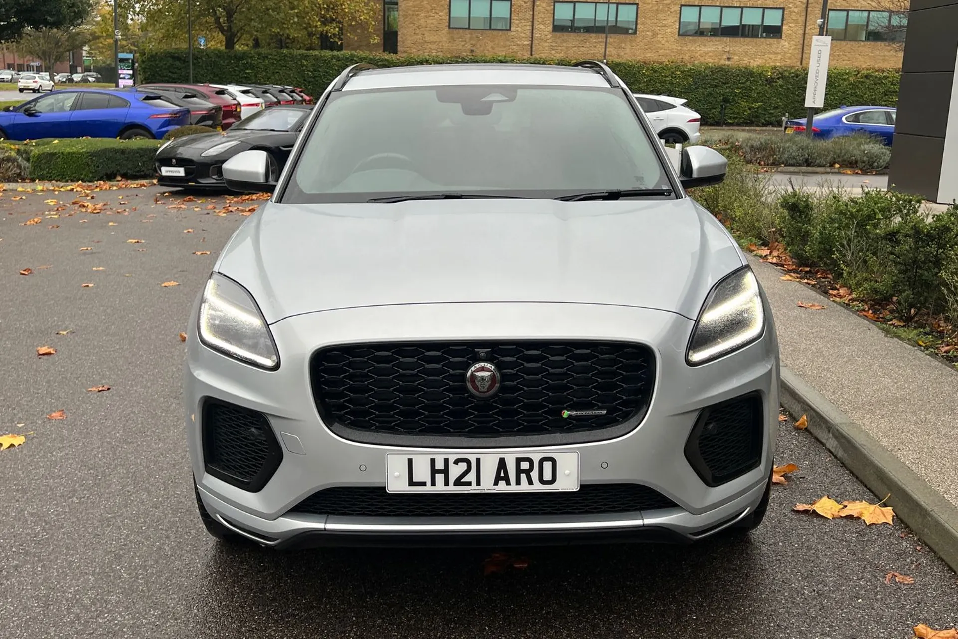 Jaguar E-PACE thumbnail image number 14