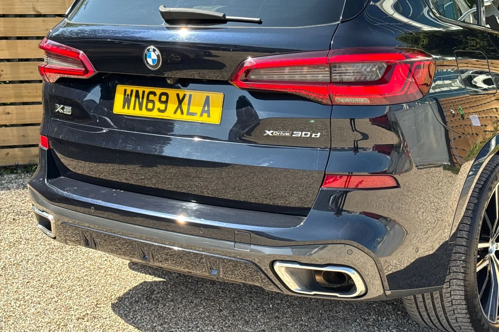 BMW X5 thumbnail image number 18