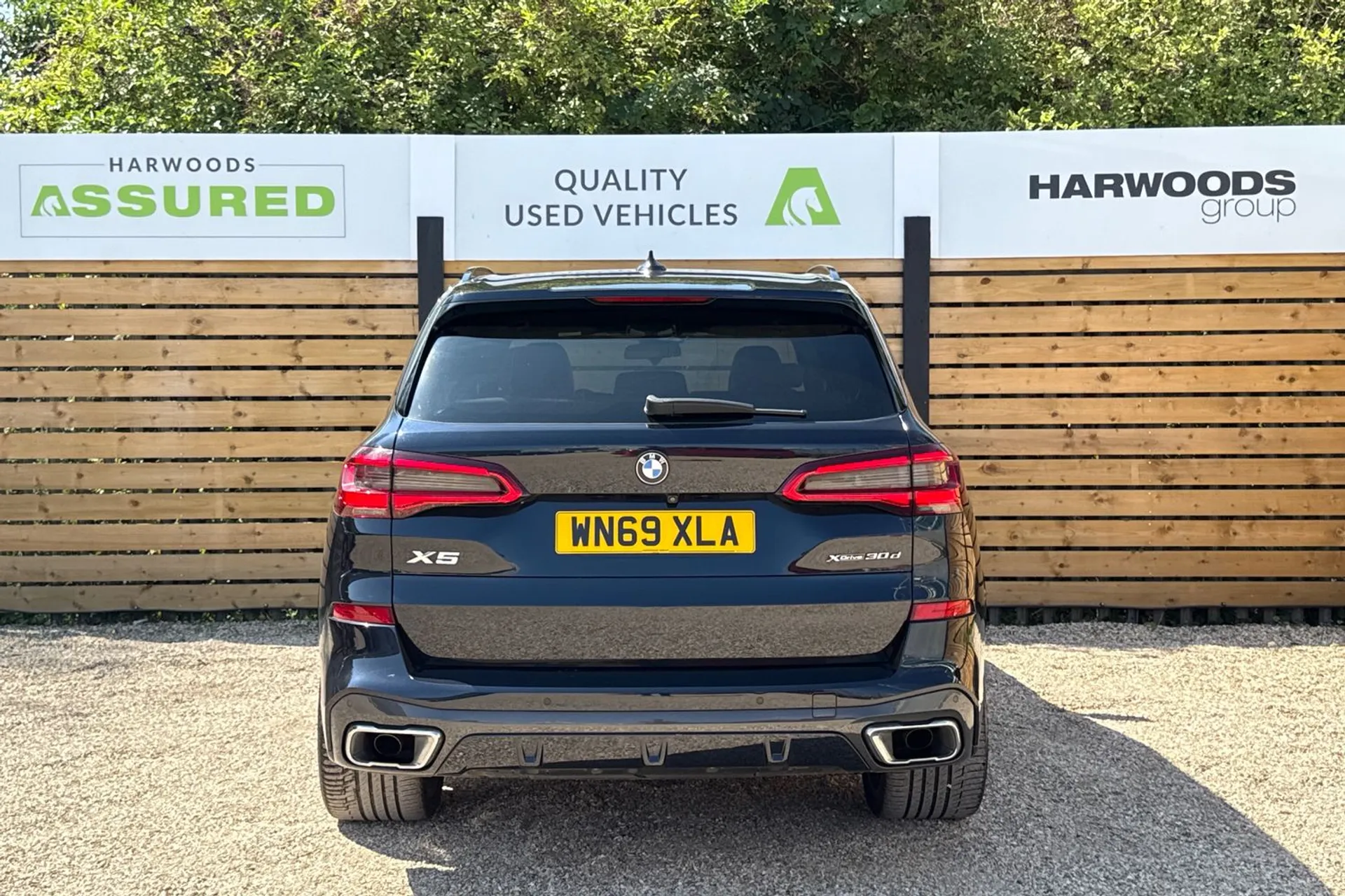 BMW X5 thumbnail image number 9