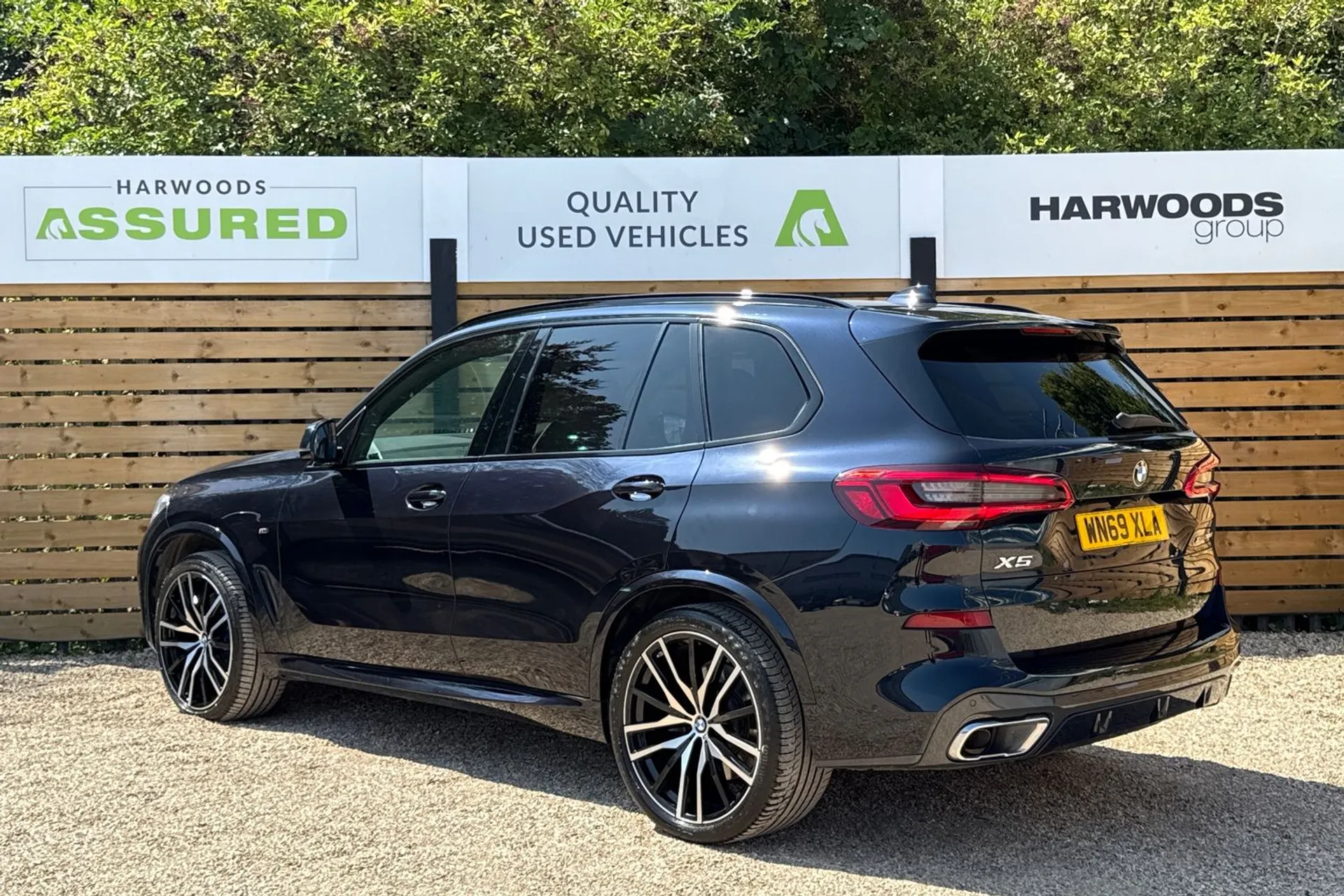 BMW X5 thumbnail image number 10