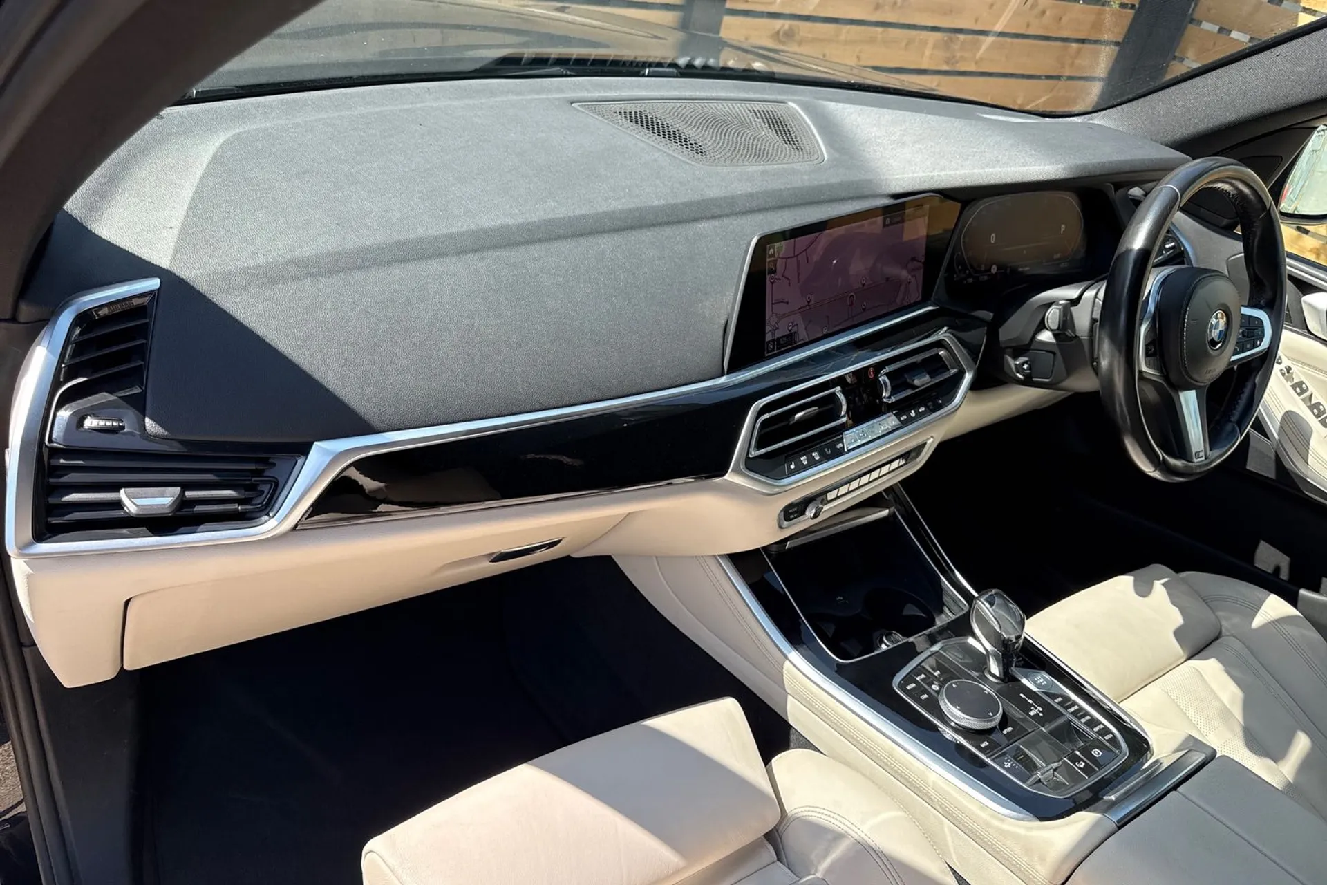 BMW X5 thumbnail image number 29