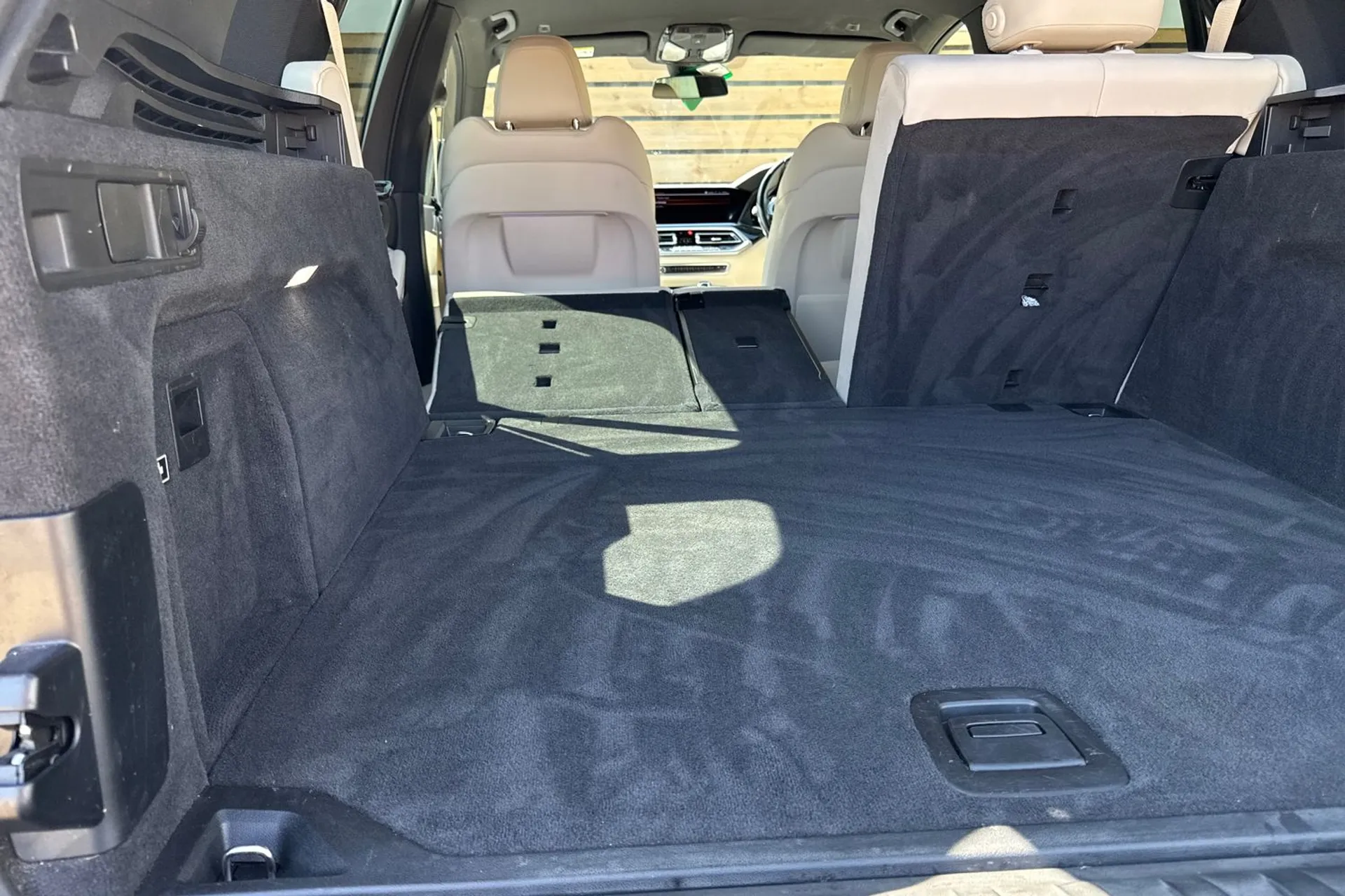 BMW X5 thumbnail image number 32