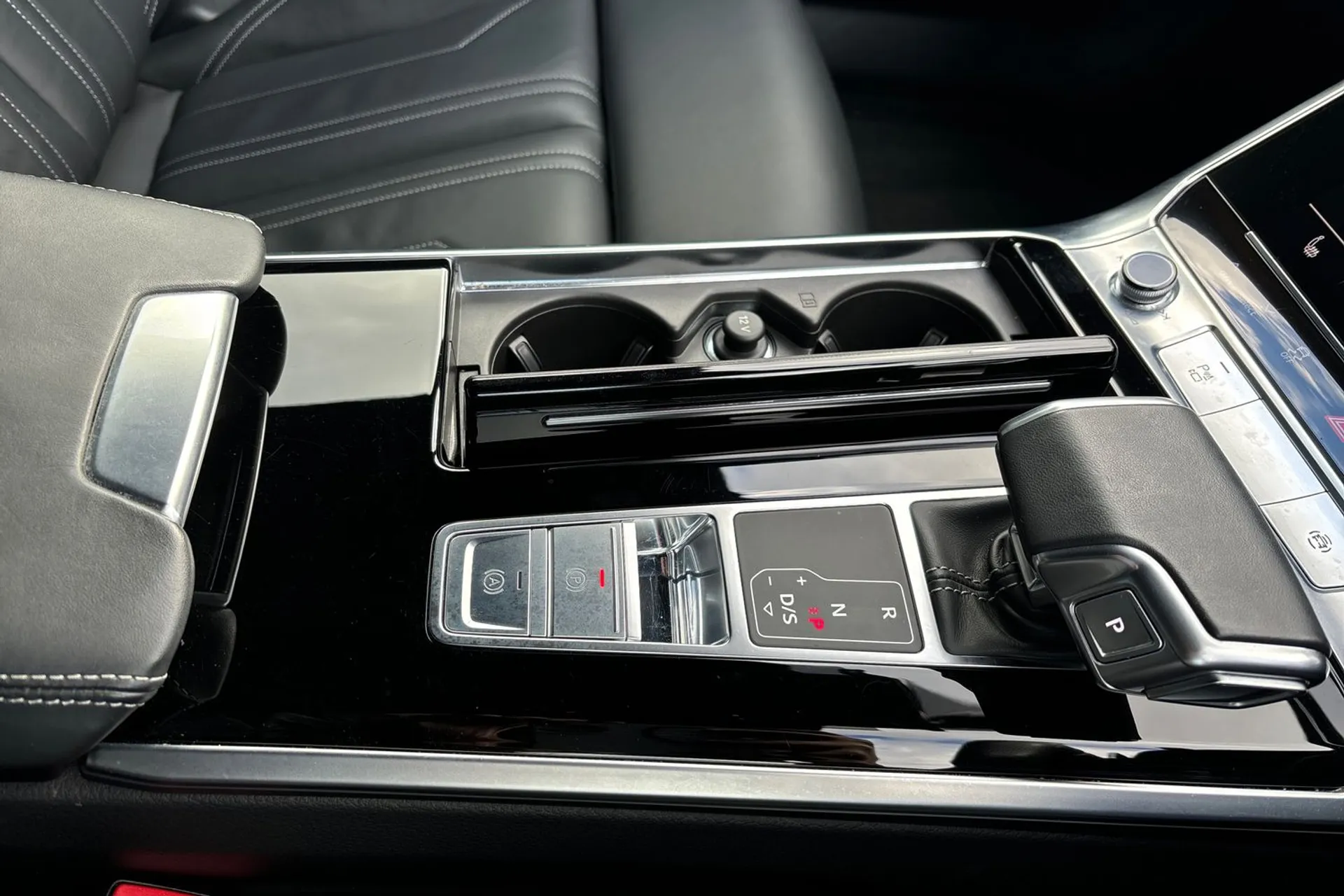 Audi A7 thumbnail image number 41