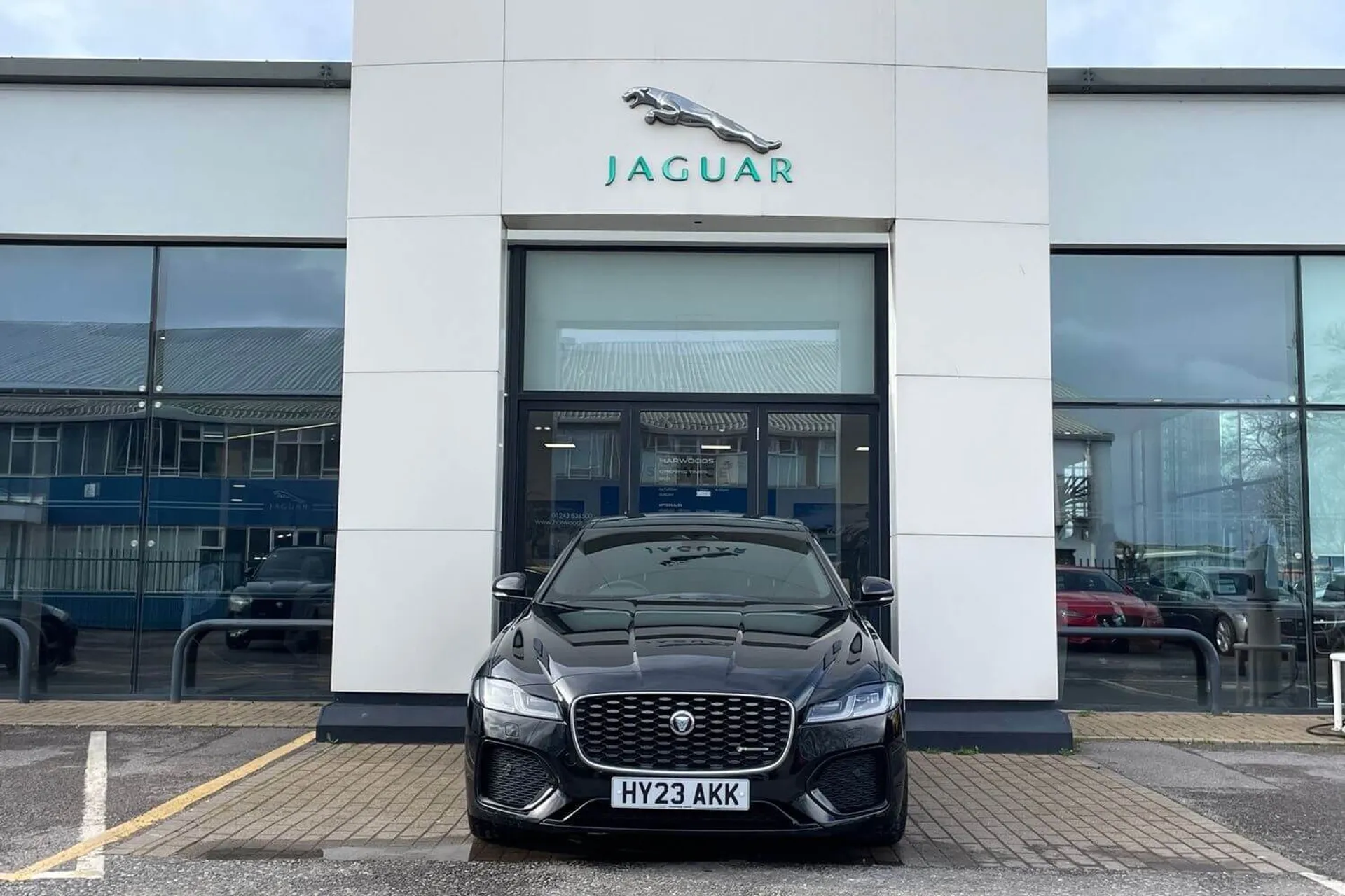 Jaguar XF thumbnail image number 6