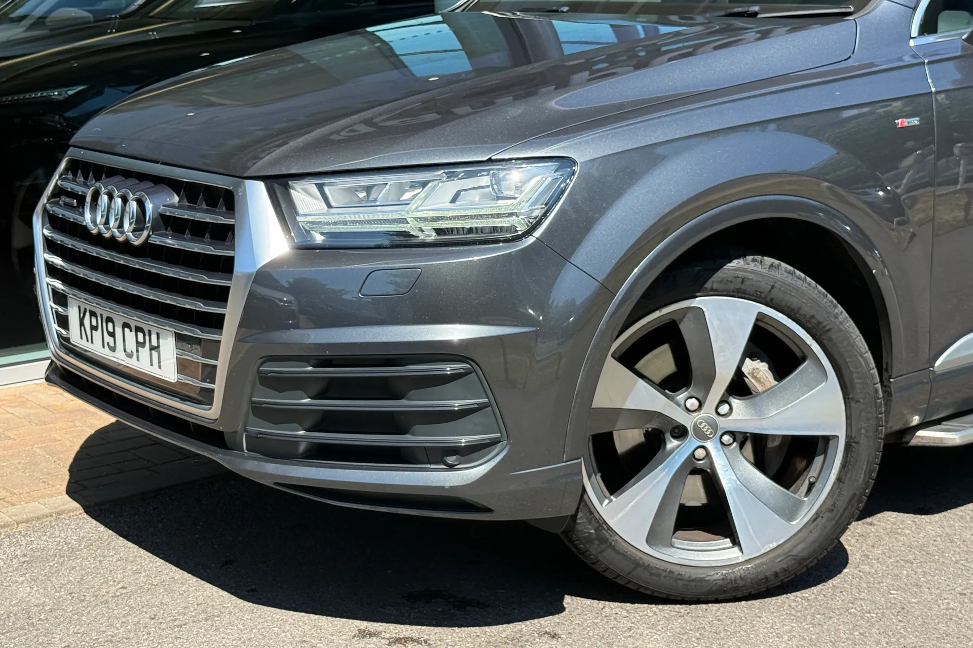 Audi Q7 thumbnail image number 60
