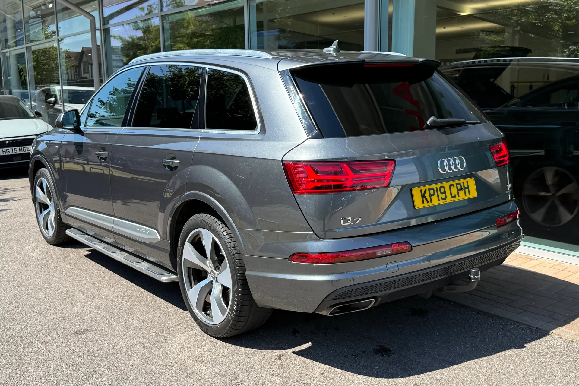 Audi Q7 thumbnail image number 9