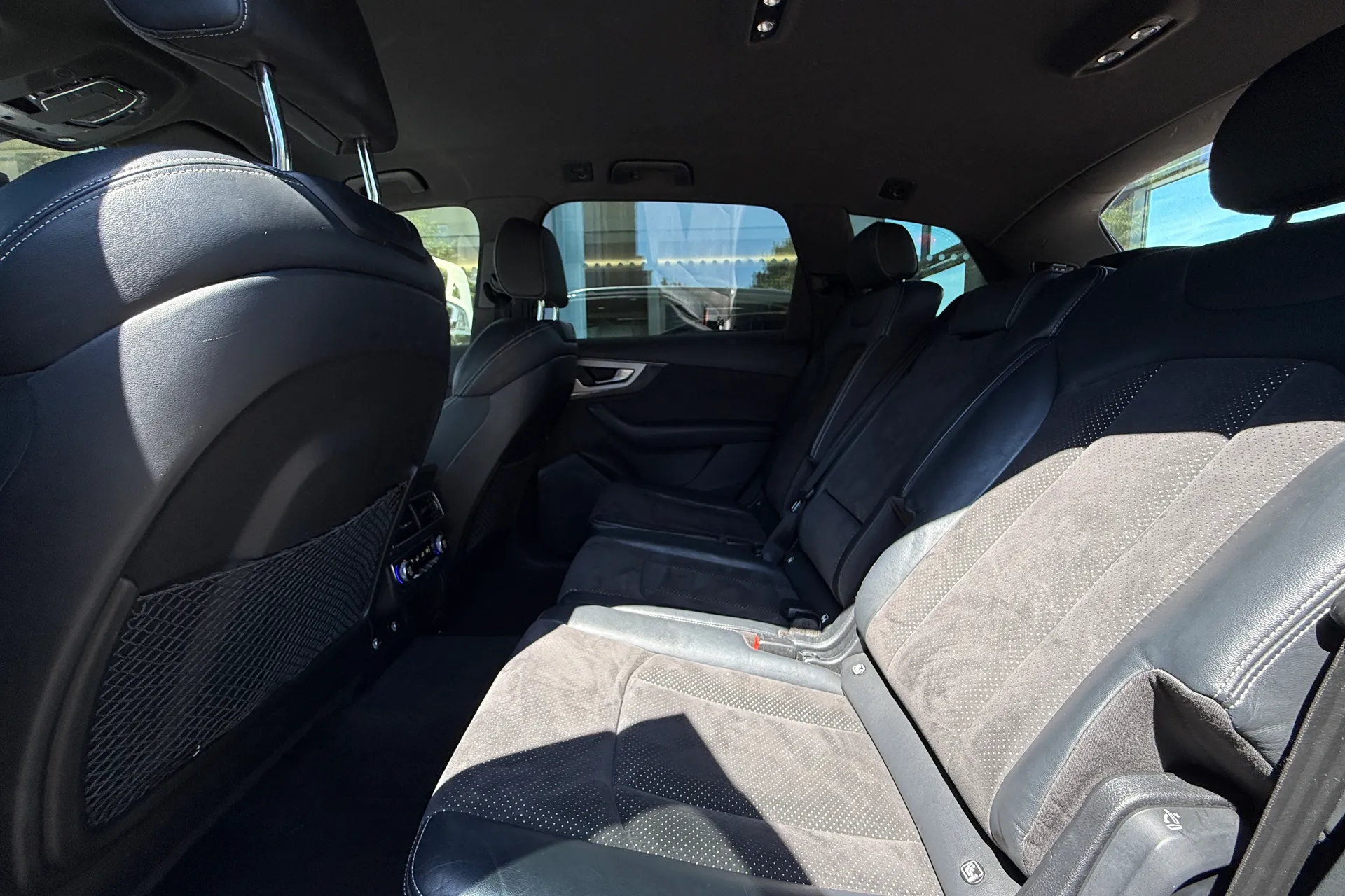 Audi Q7 thumbnail image number 49