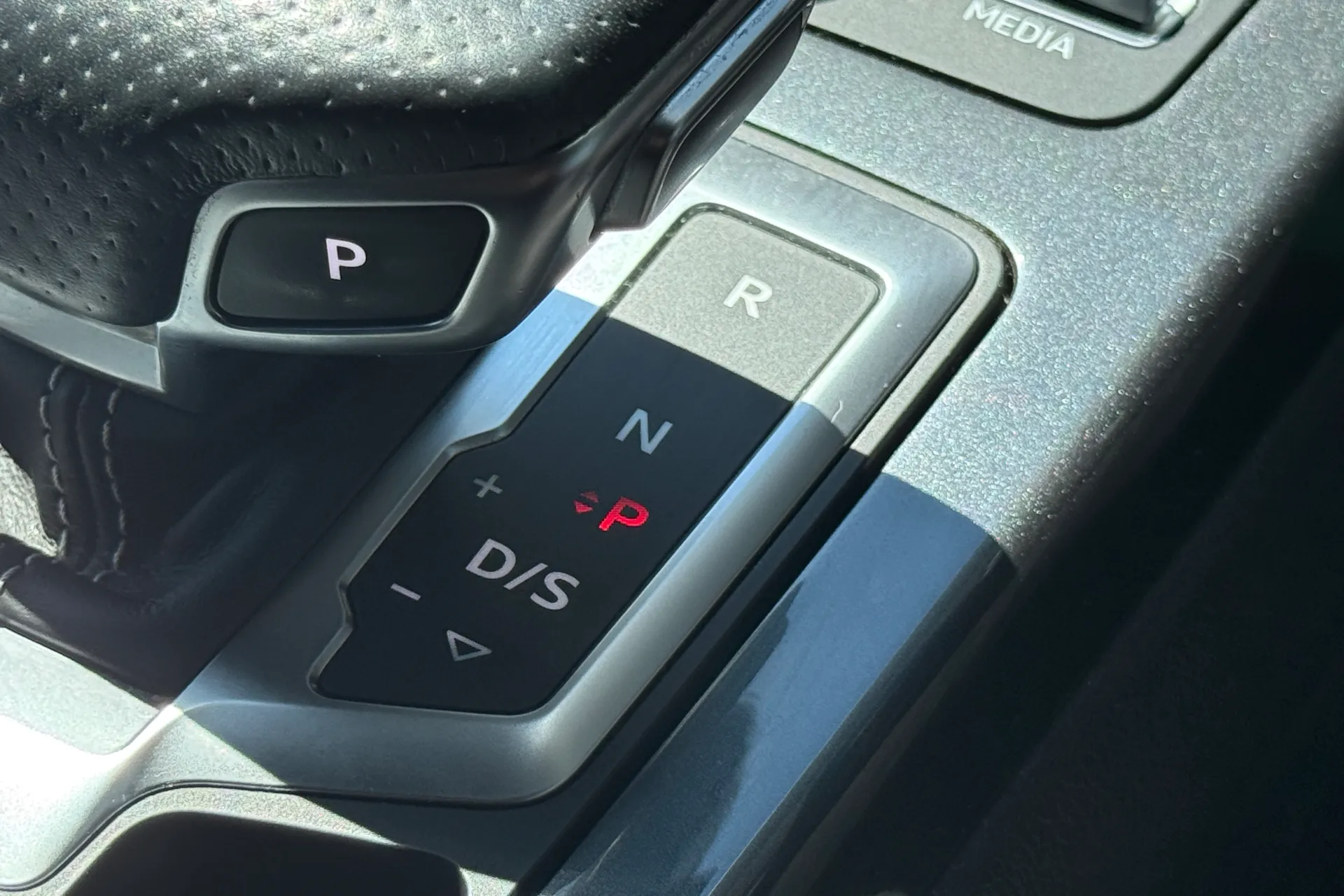Audi Q7 thumbnail image number 22