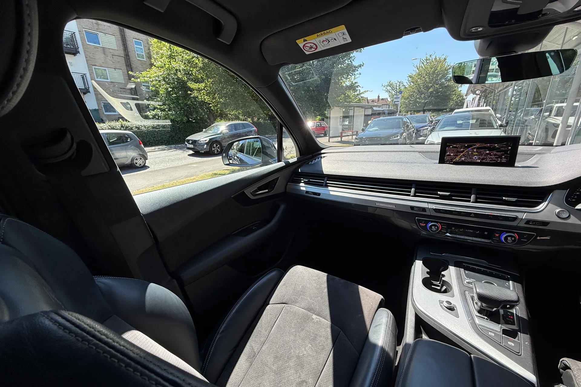 Audi Q7 thumbnail image number 44